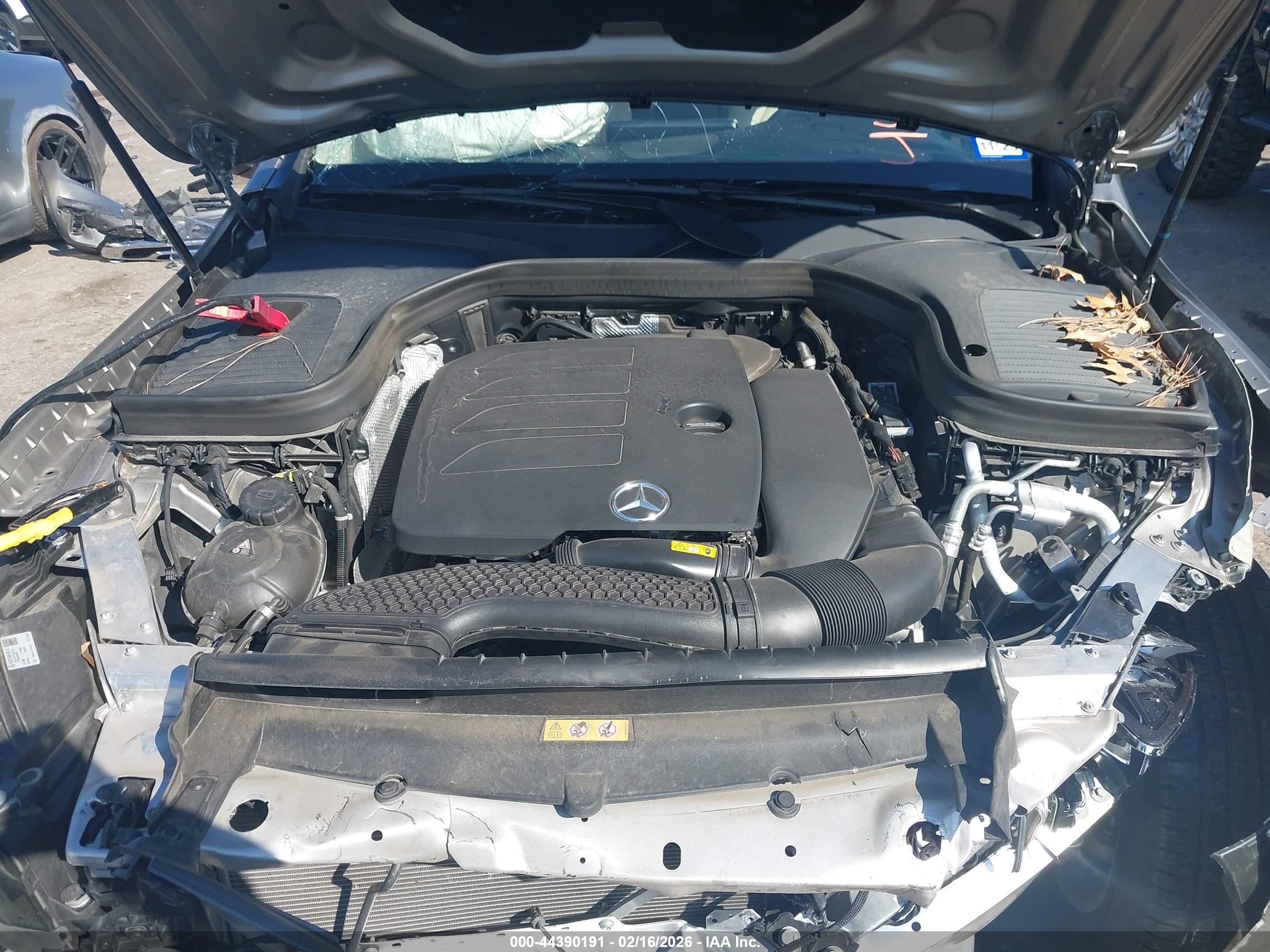 MERCEDES-BENZ GLC image 10