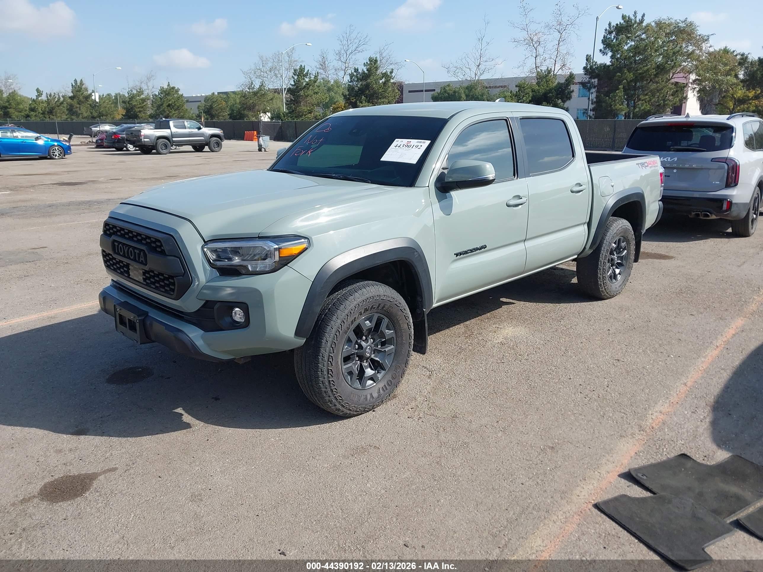 TOYOTA TACOMA image 2