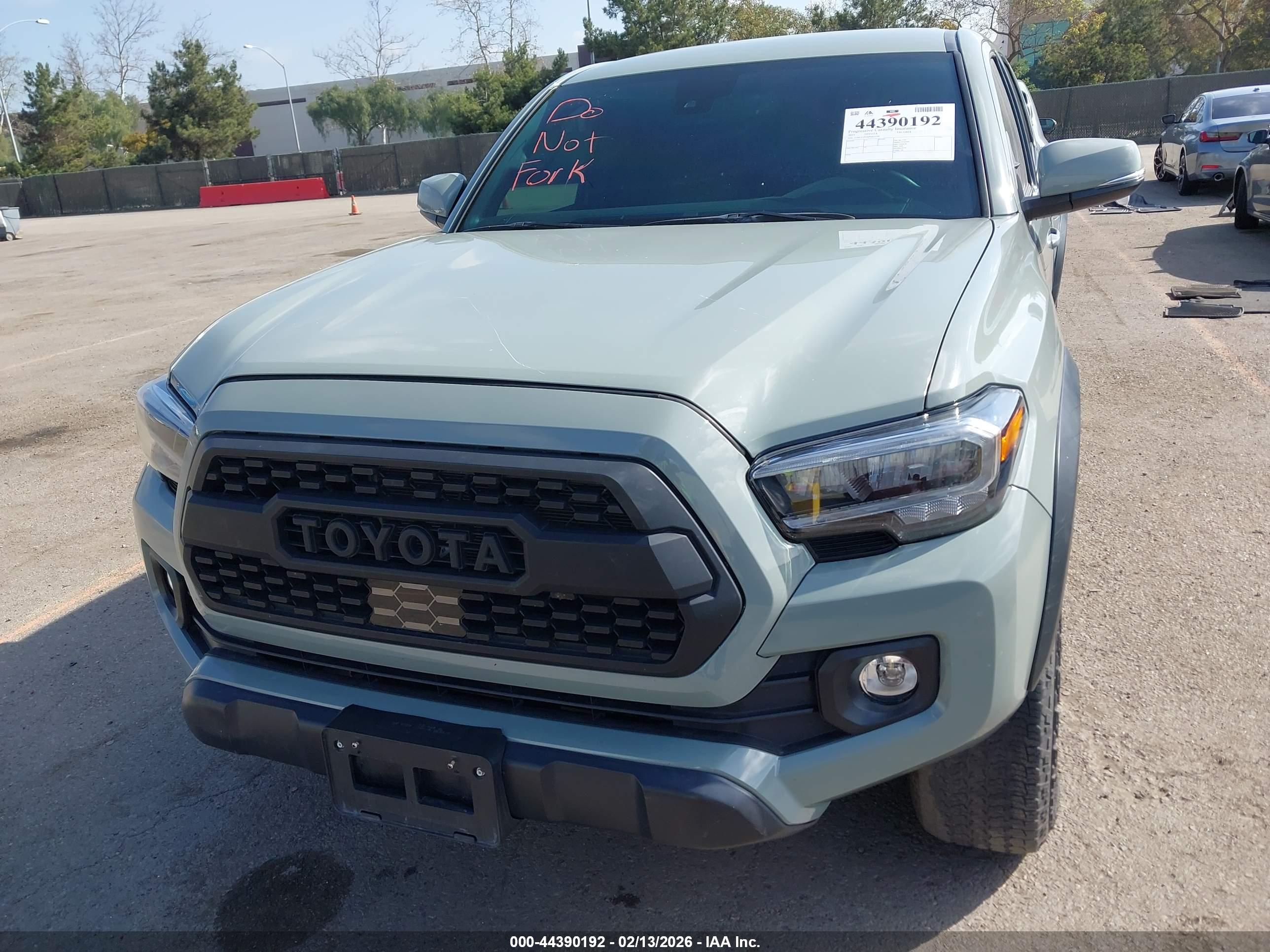 TOYOTA TACOMA image 6