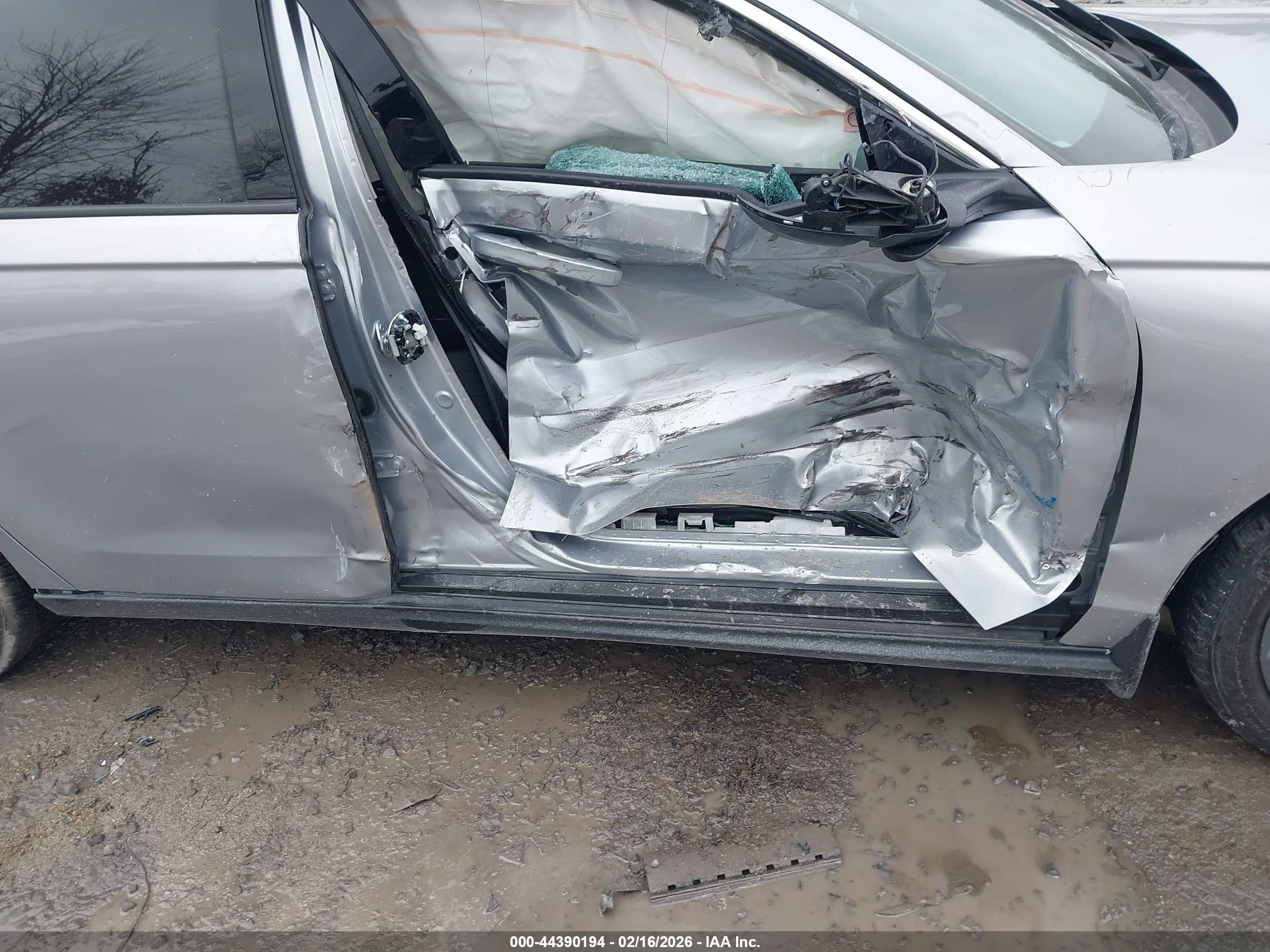 HONDA ACCORD image 6
