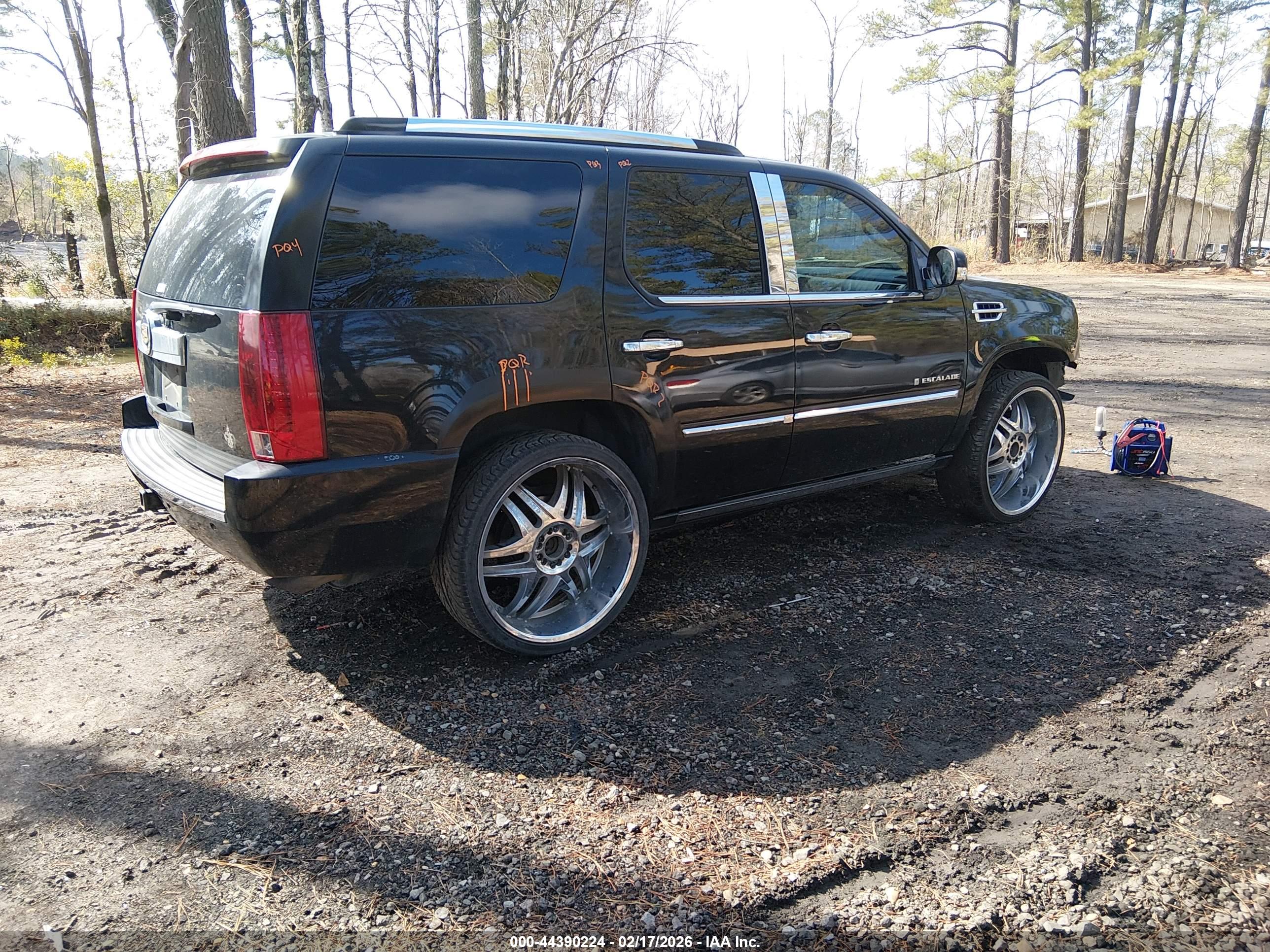 CADILLAC ESCALADE image 4