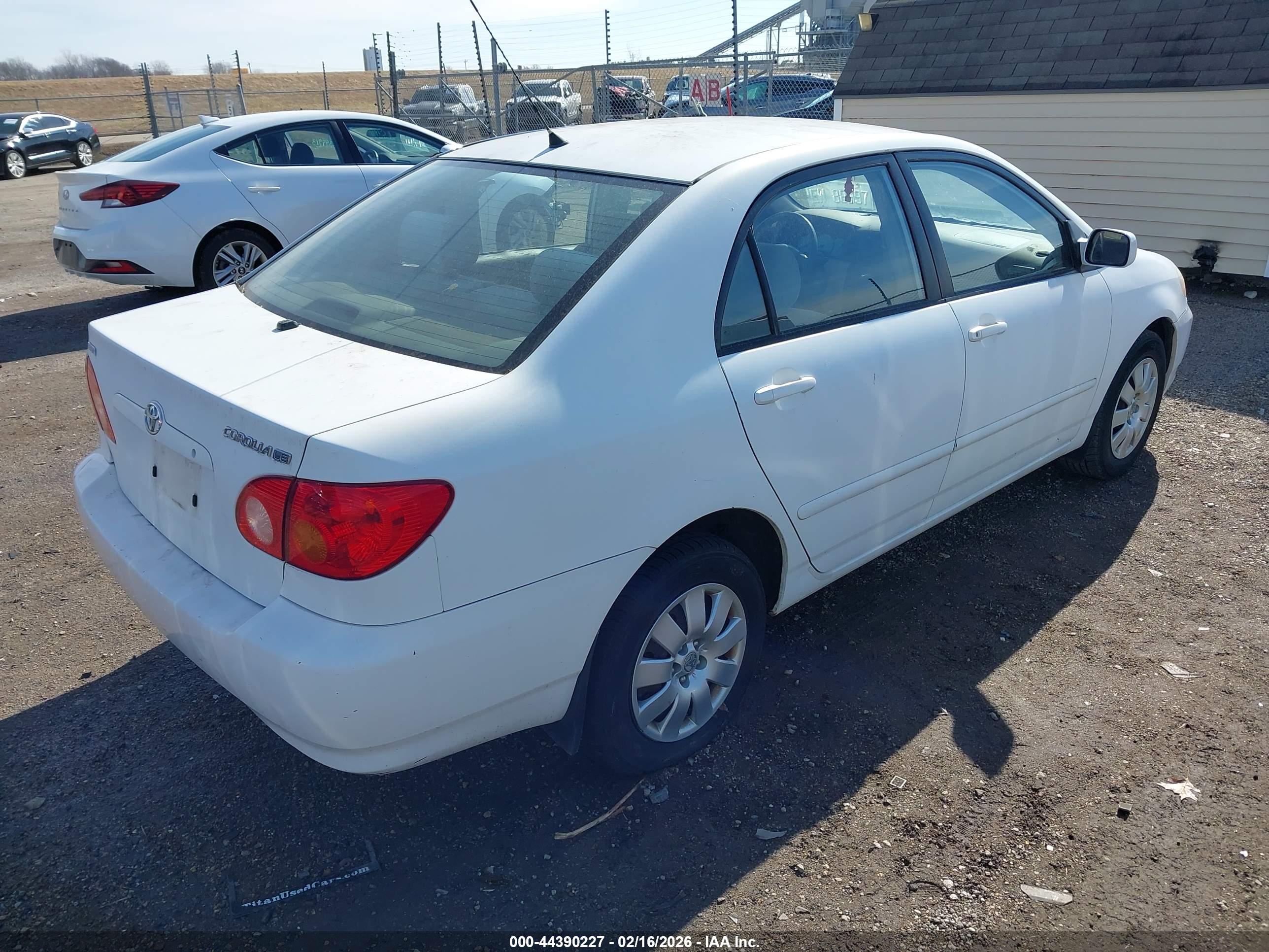TOYOTA COROLLA image 4