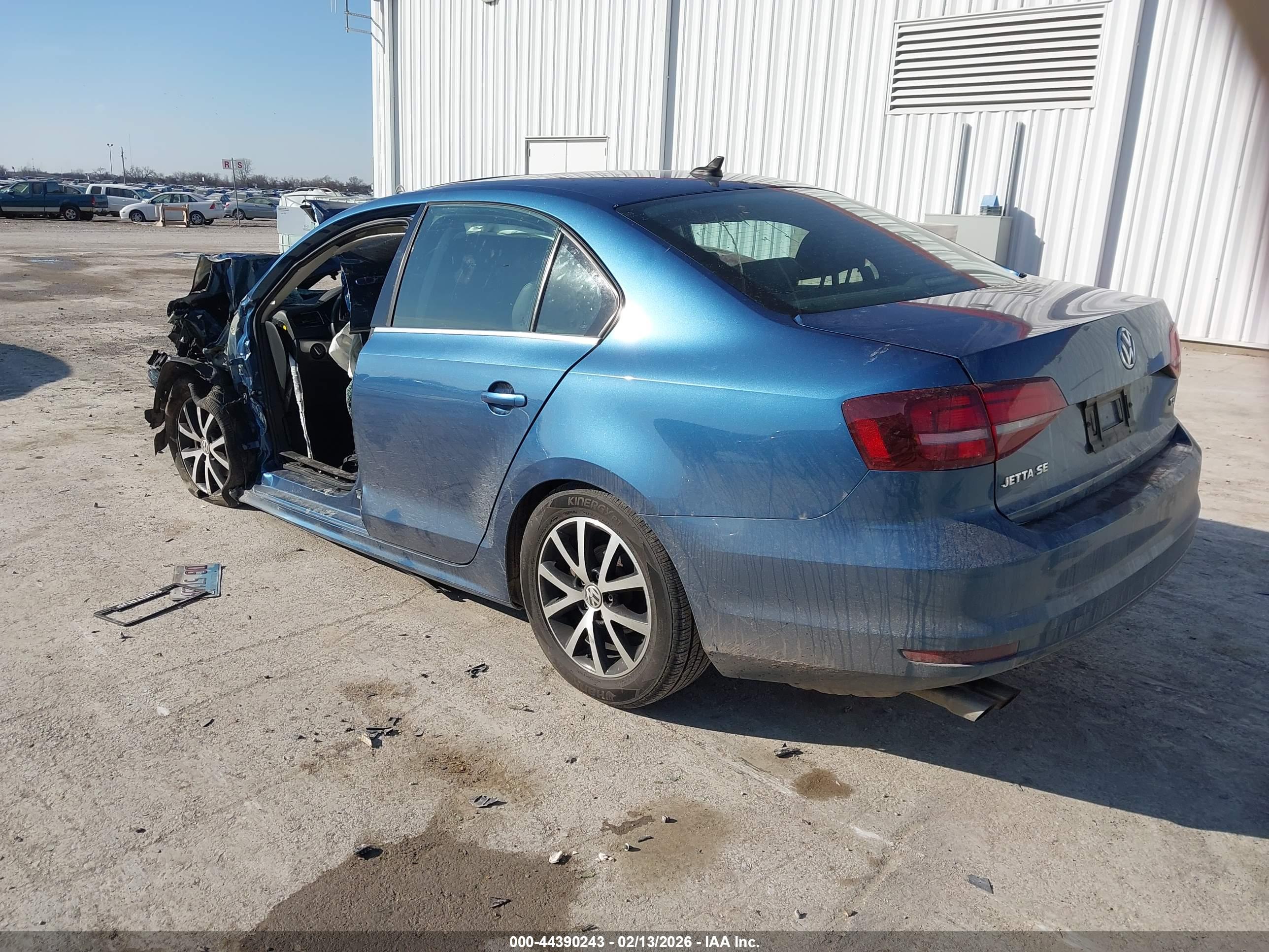 VOLKSWAGEN JETTA image 3