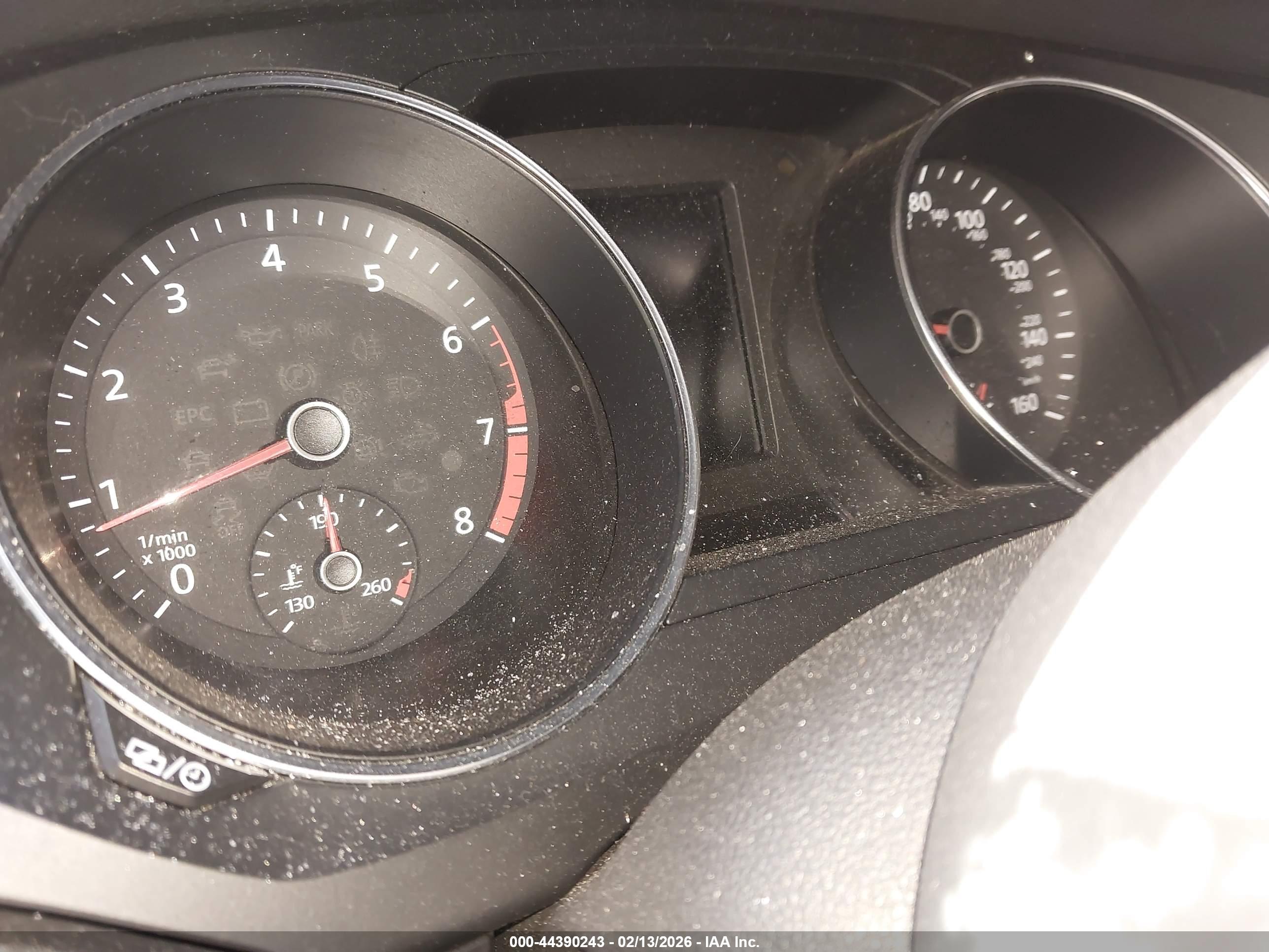 VOLKSWAGEN JETTA image 7
