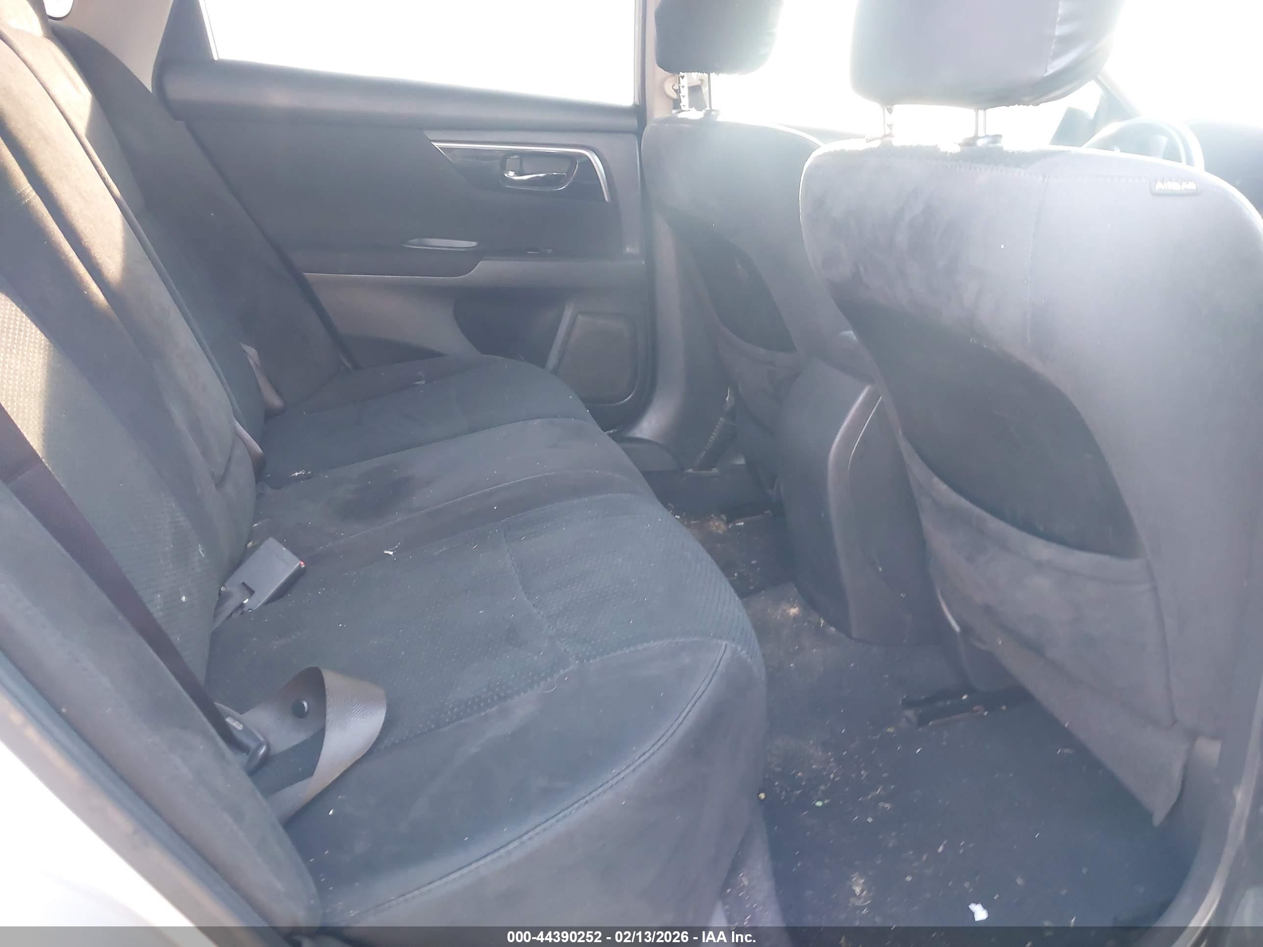 NISSAN ALTIMA image 8