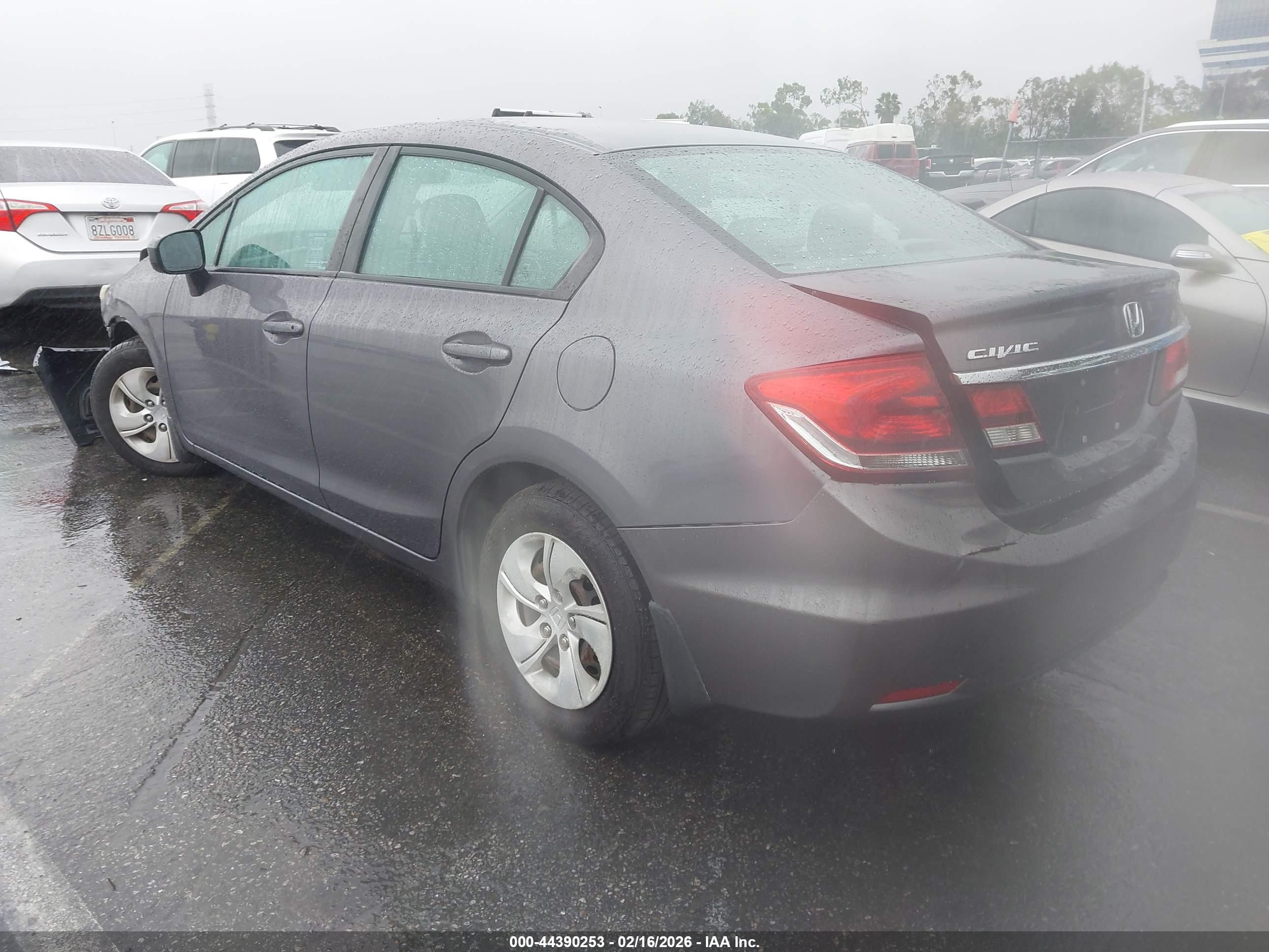 HONDA CIVIC image 3