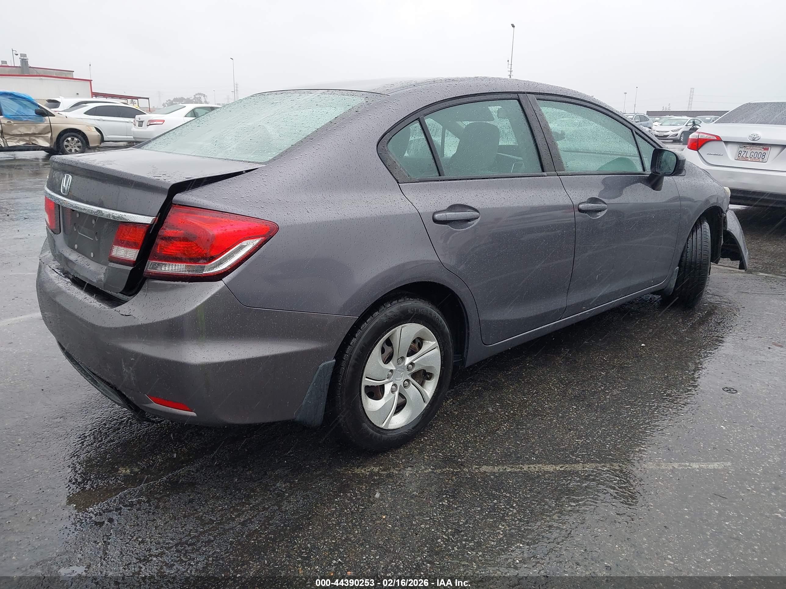 HONDA CIVIC image 4