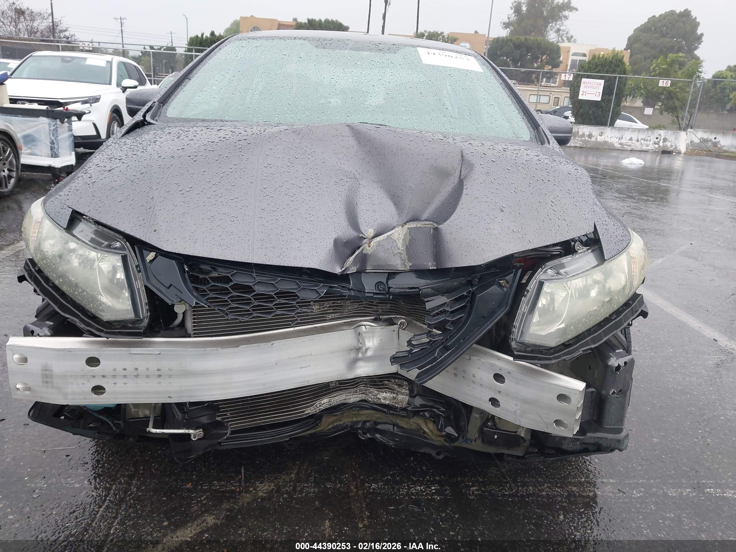 HONDA CIVIC image 6