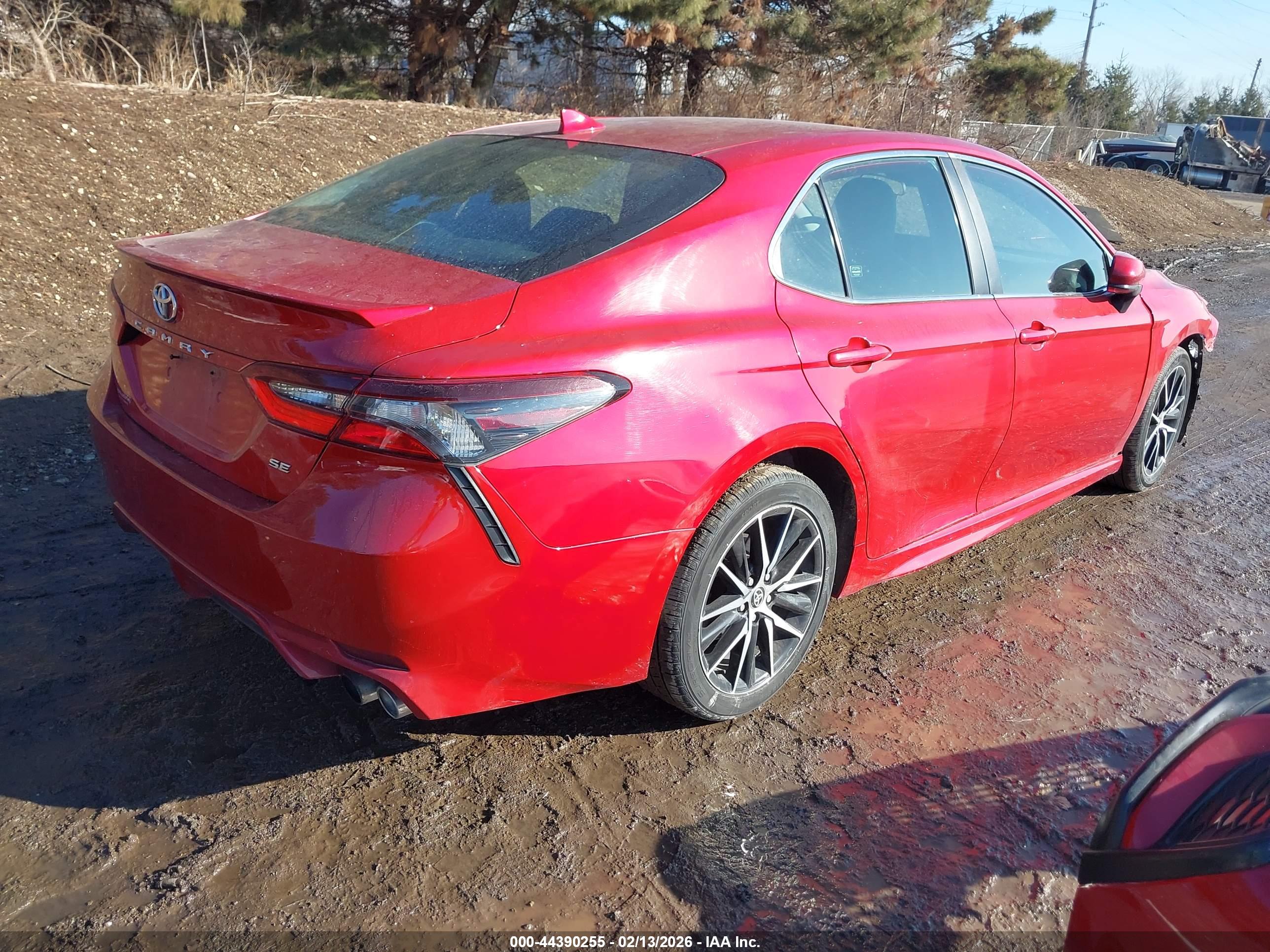 TOYOTA CAMRY image 4