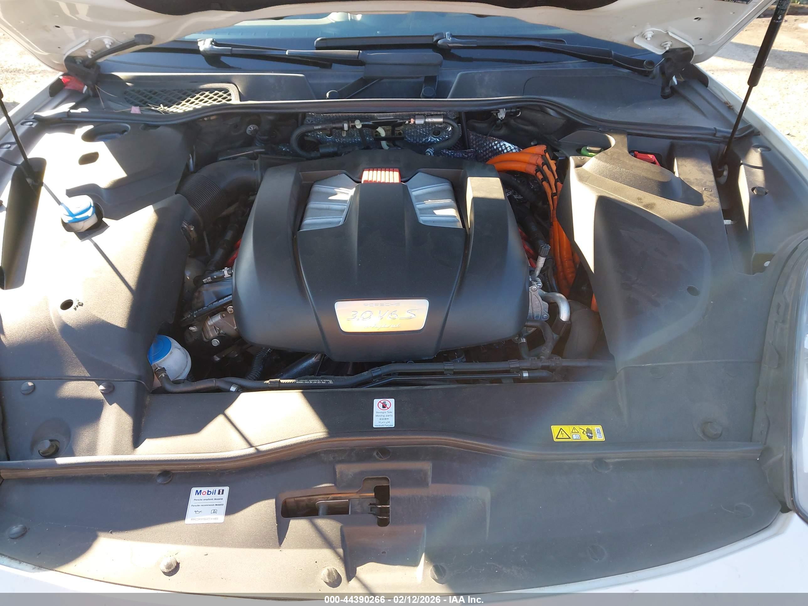 PORSCHE CAYENNE image 10