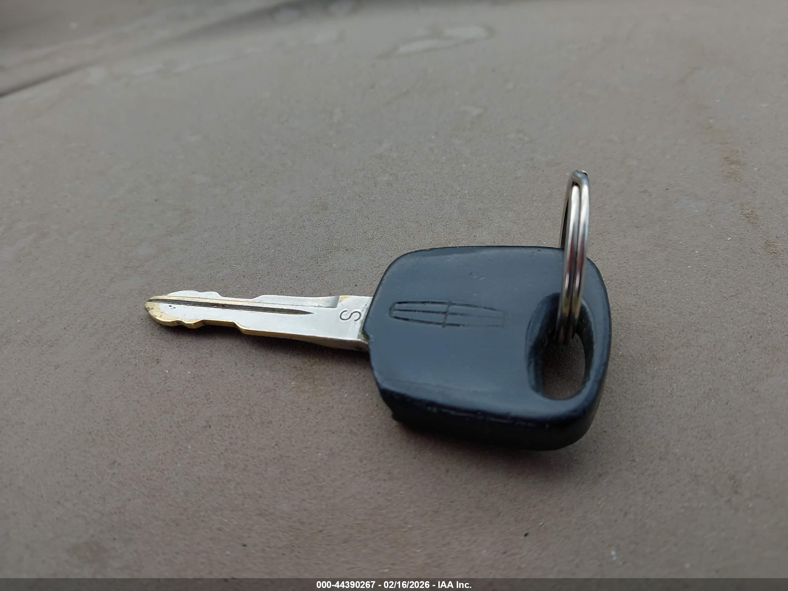 LINCOLN NAVIGATOR image 11