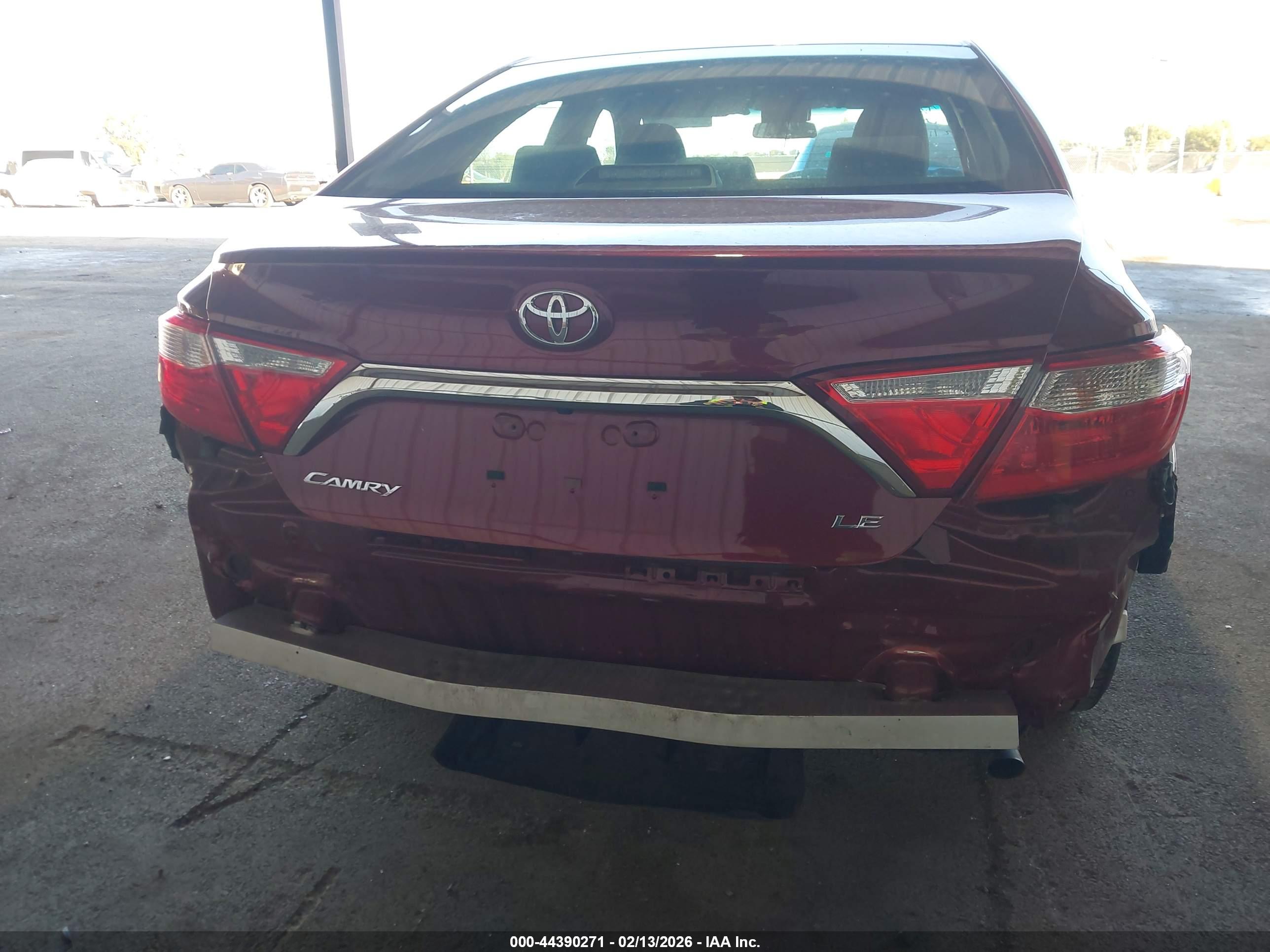 TOYOTA CAMRY image 6