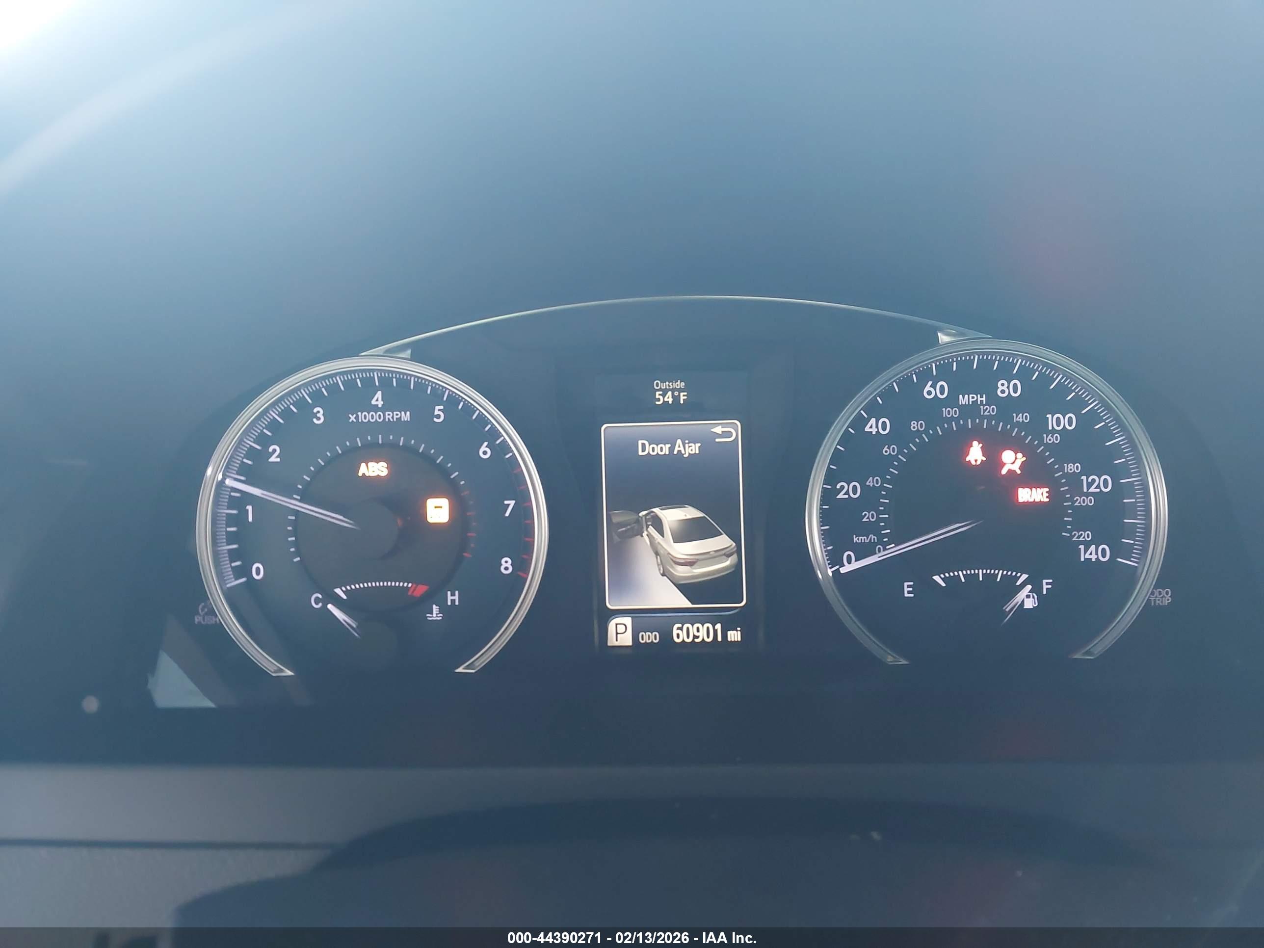 TOYOTA CAMRY image 7