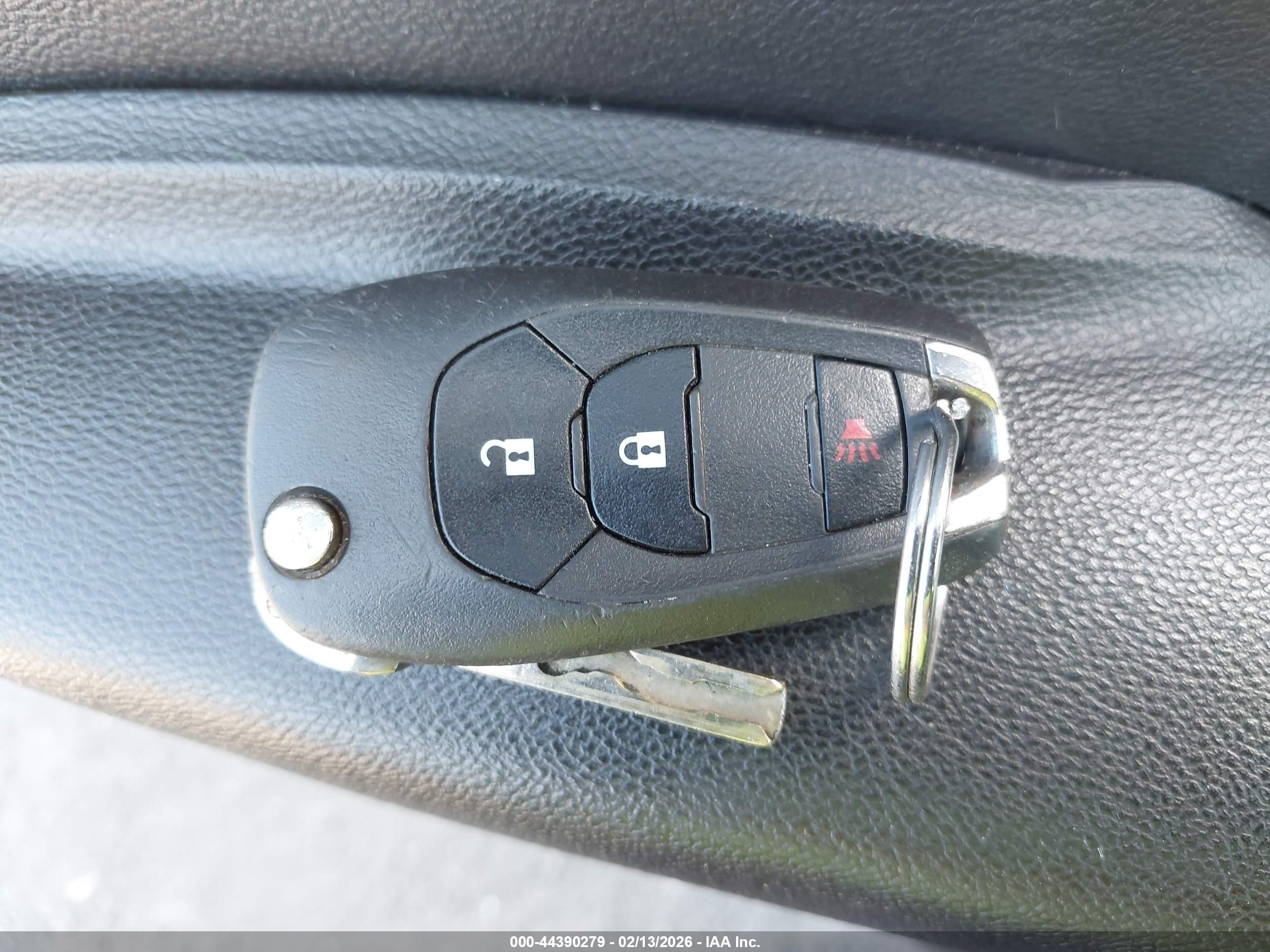 CHEVROLET TRAX image 11