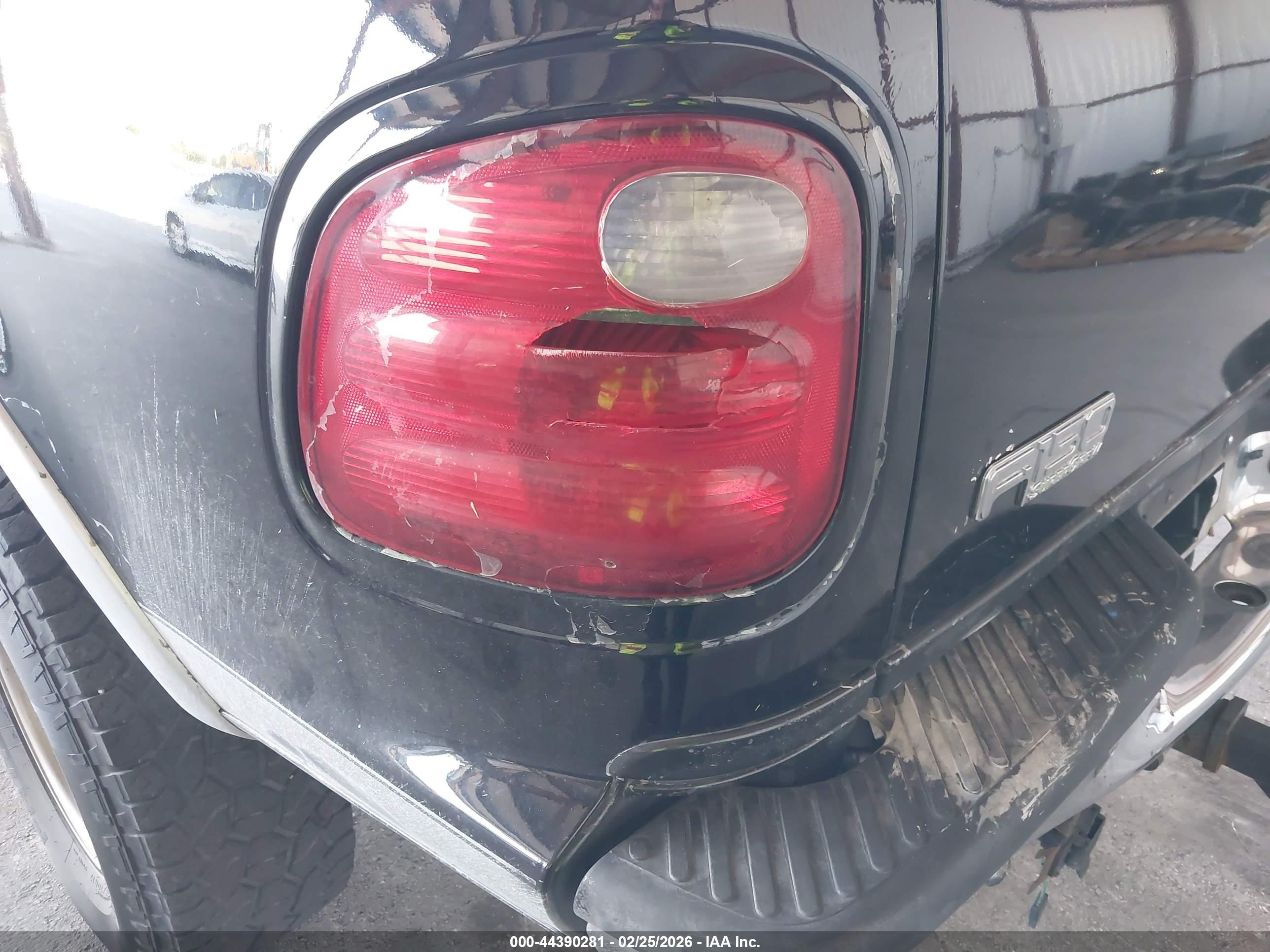 FORD F-150 image 6