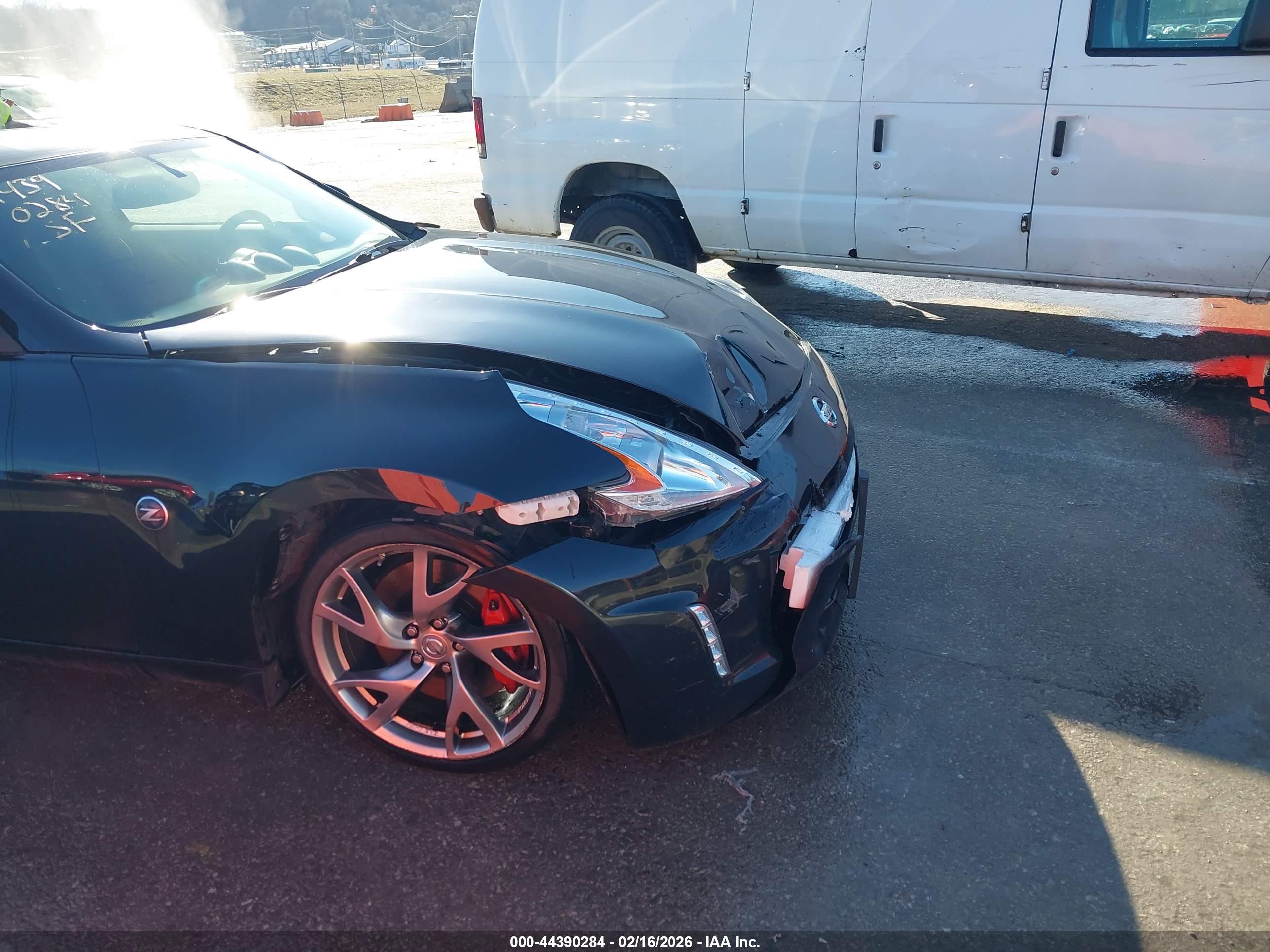 NISSAN 370Z image 6