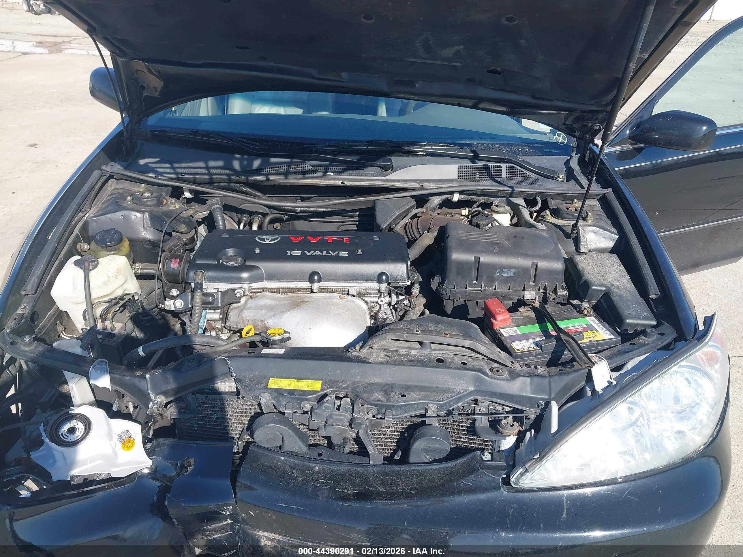 TOYOTA CAMRY image 10