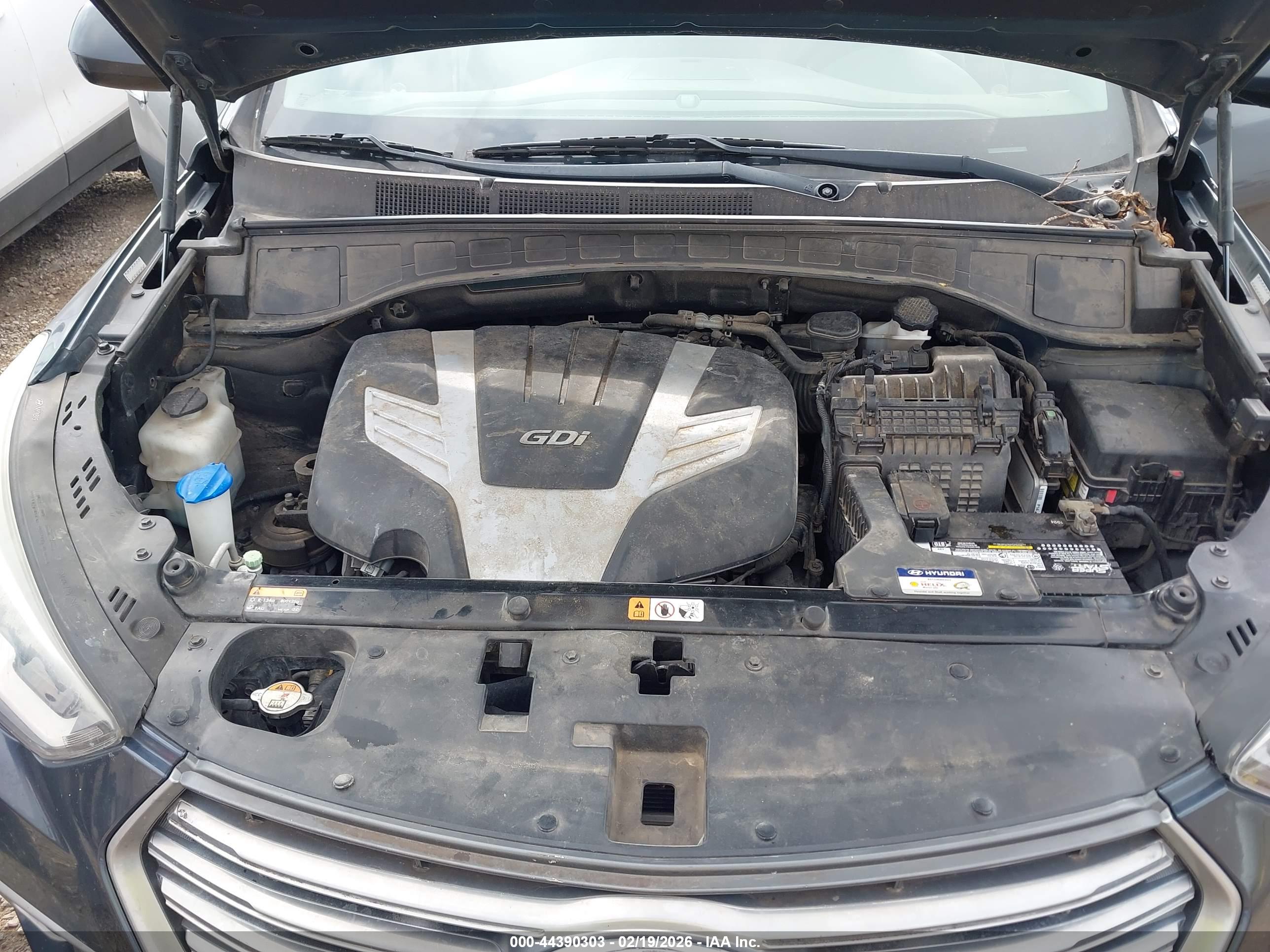 HYUNDAI SANTA image 10