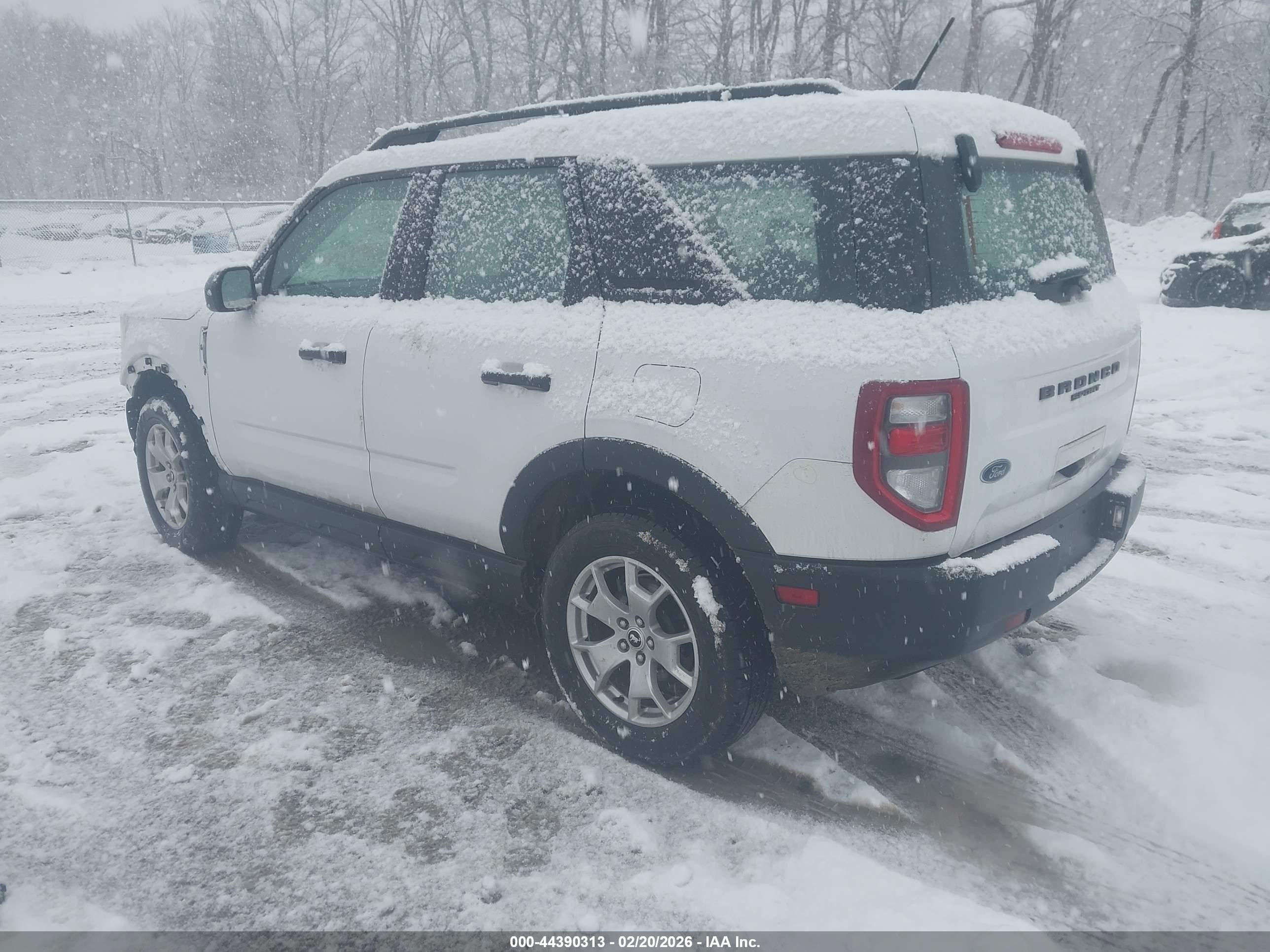 FORD BRONCO image 3