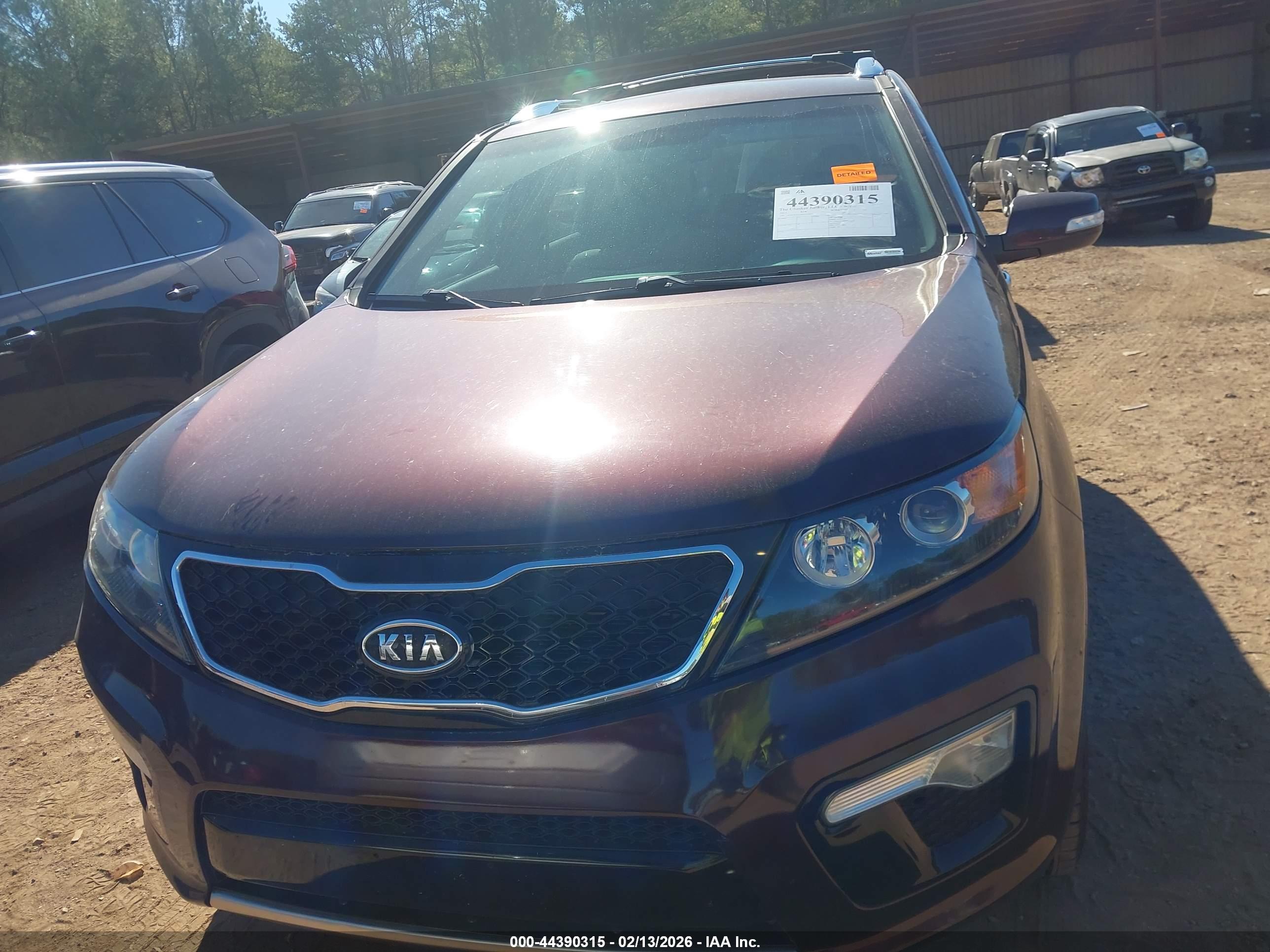 KIA SORENTO image 6