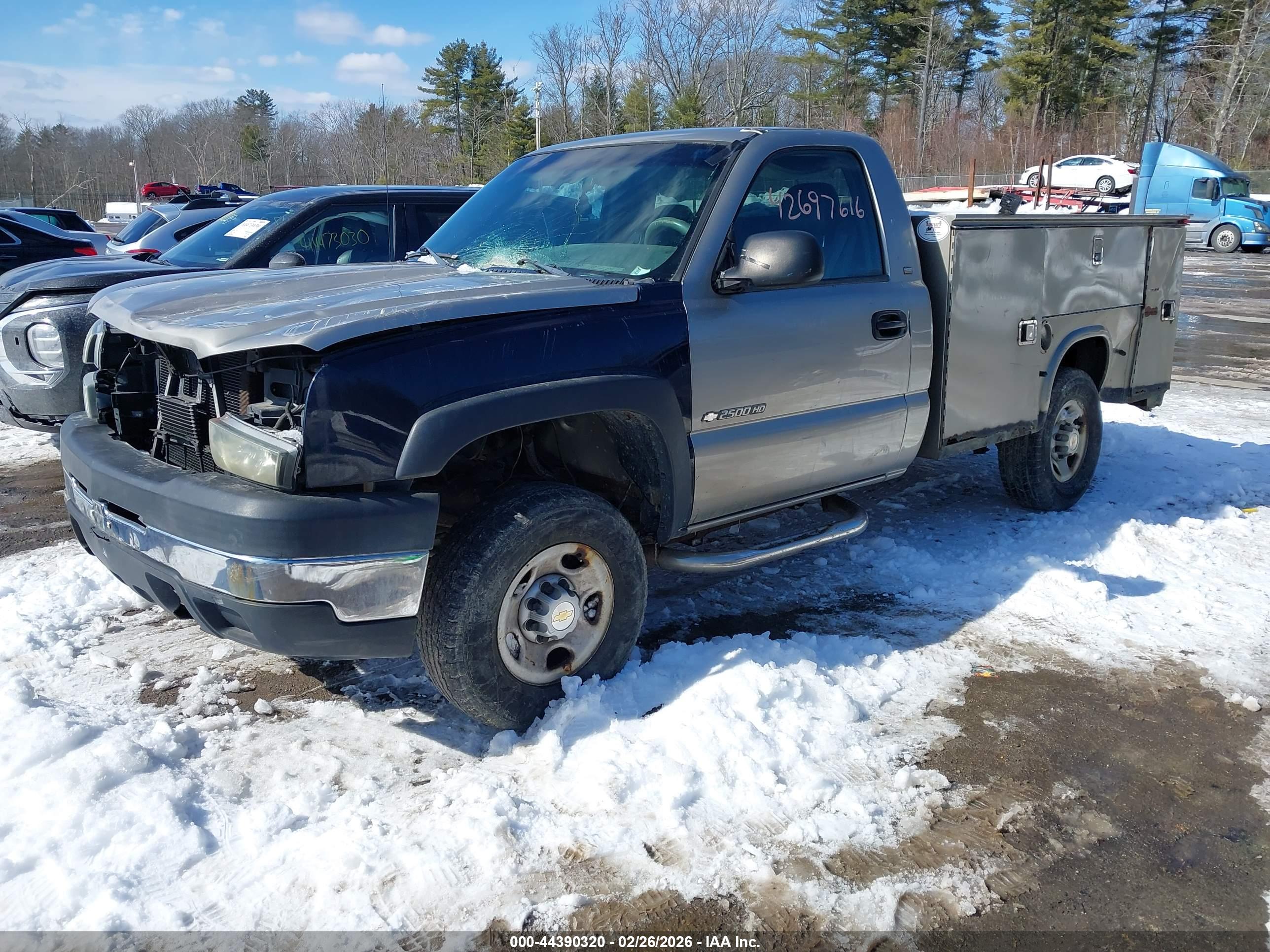 CHEVROLET SILVERADO image 2