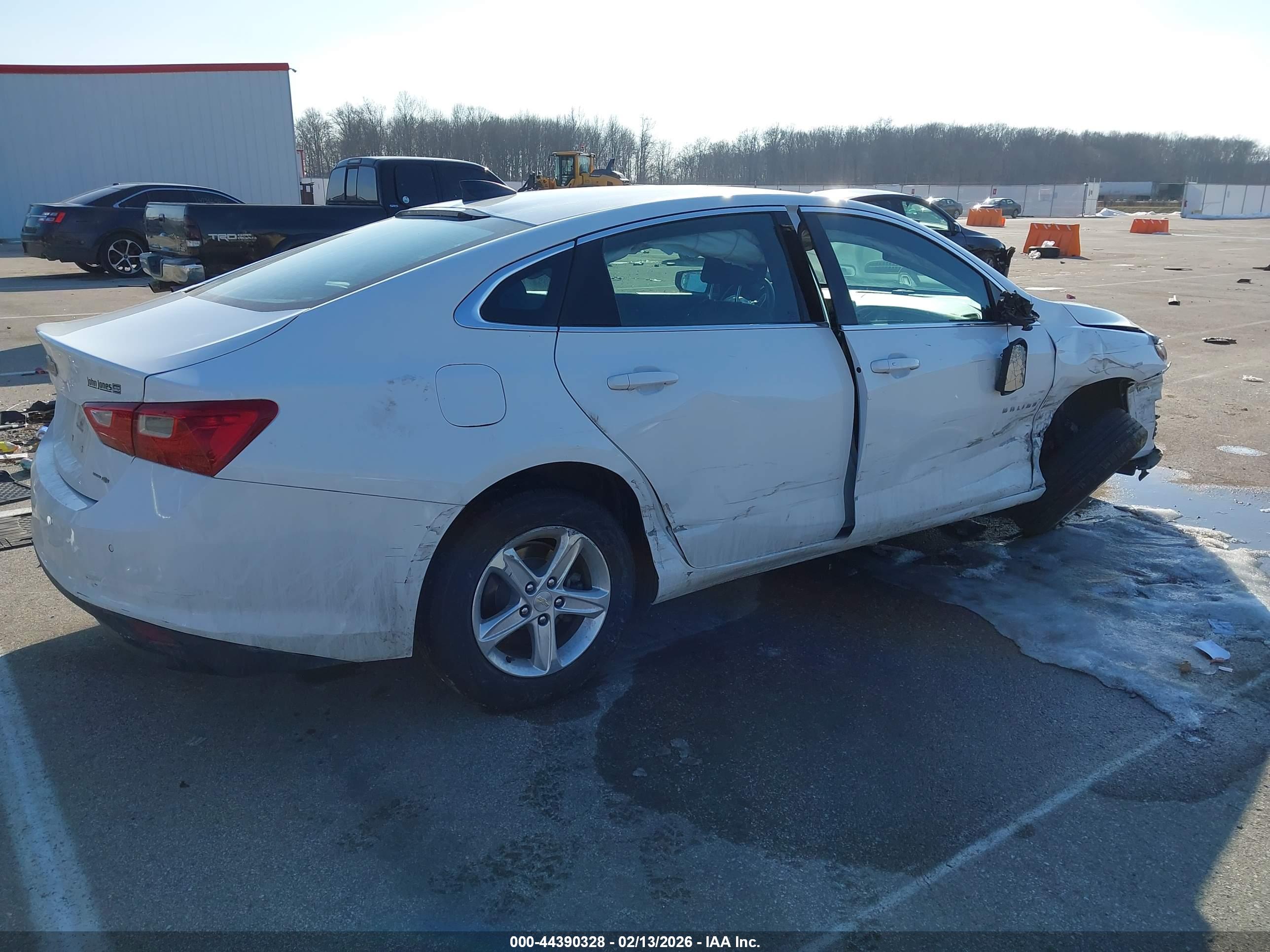 CHEVROLET MALIBU image 4