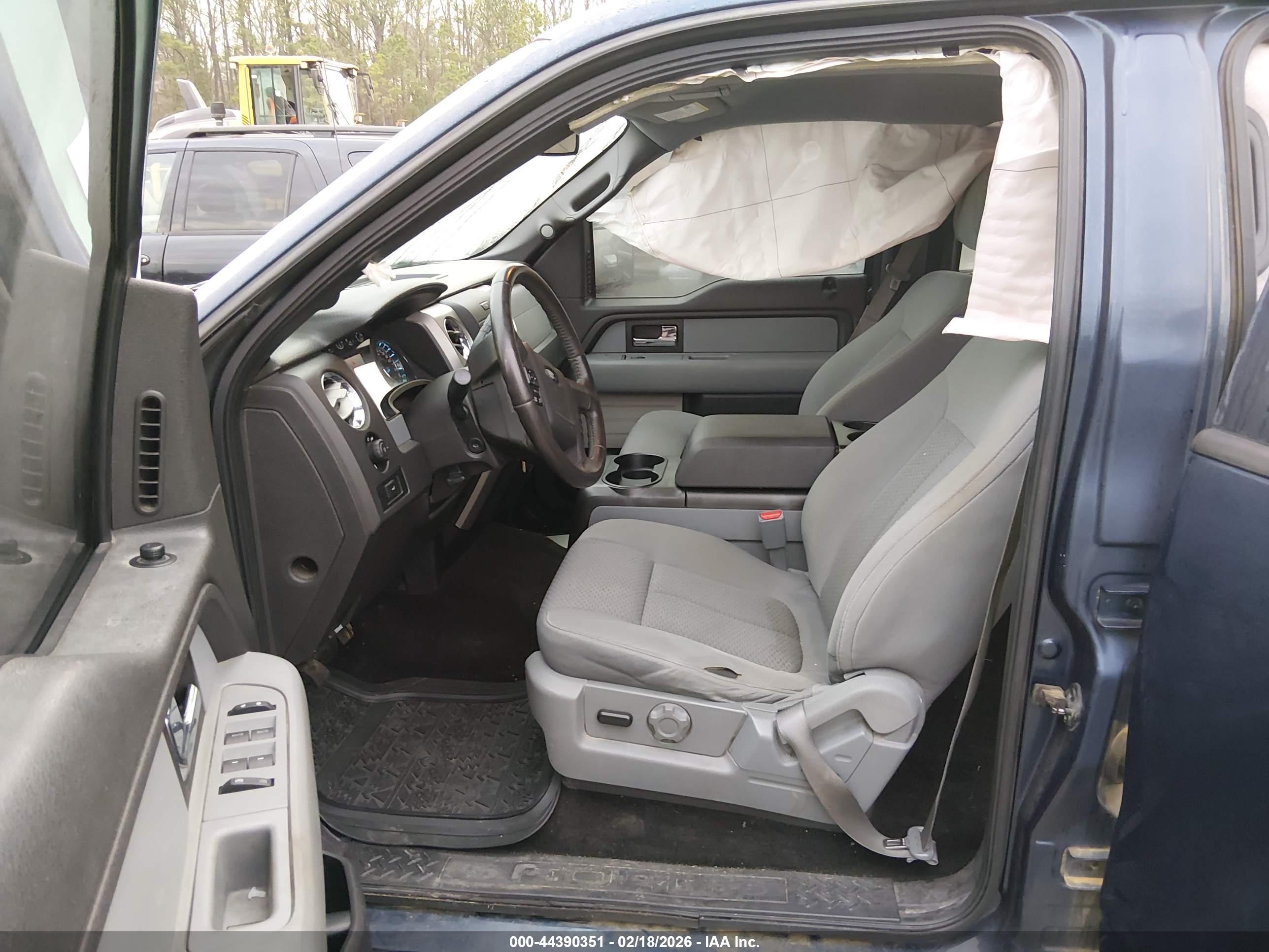 FORD F-150 image 5