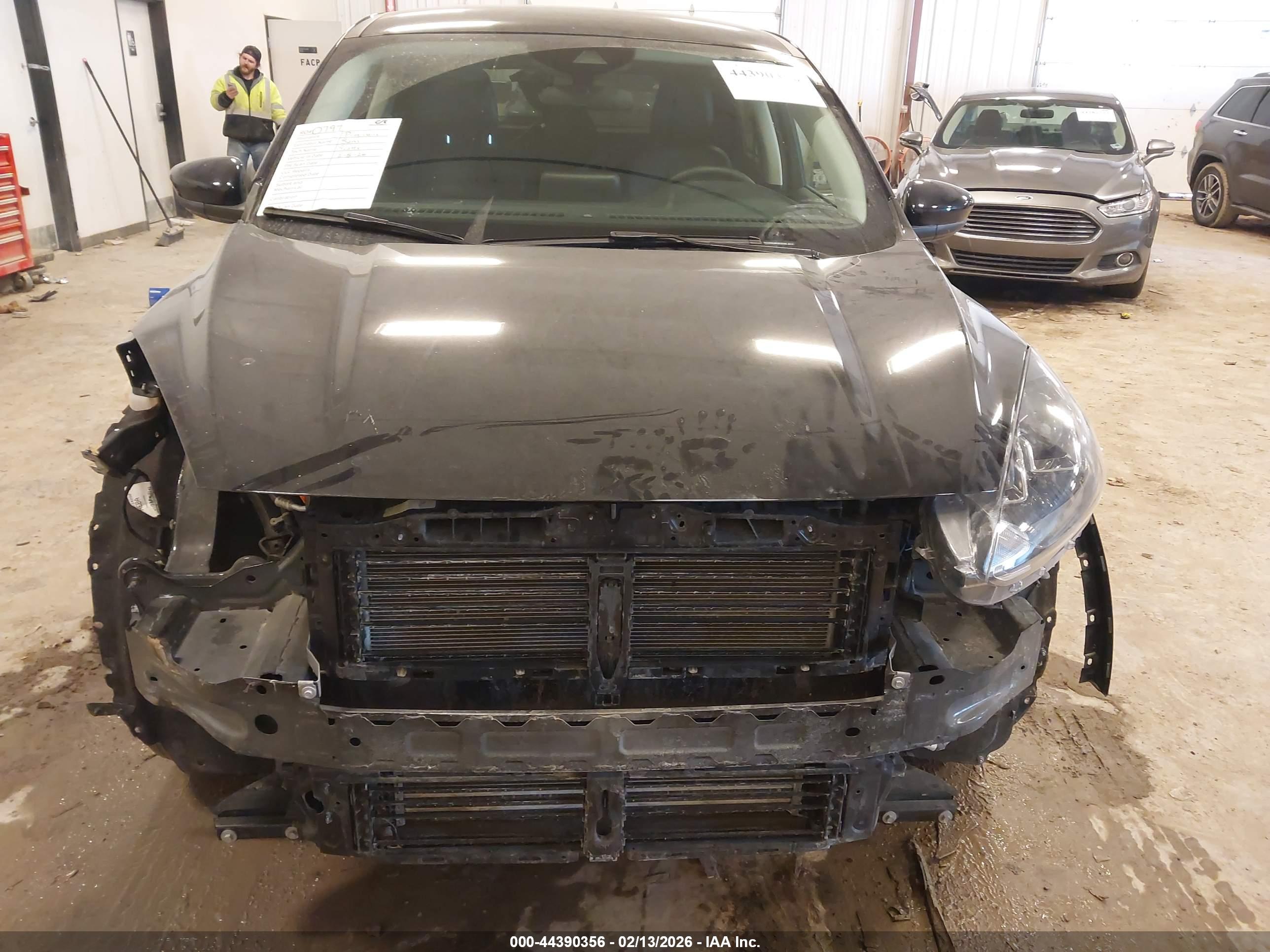 FORD ESCAPE image 6