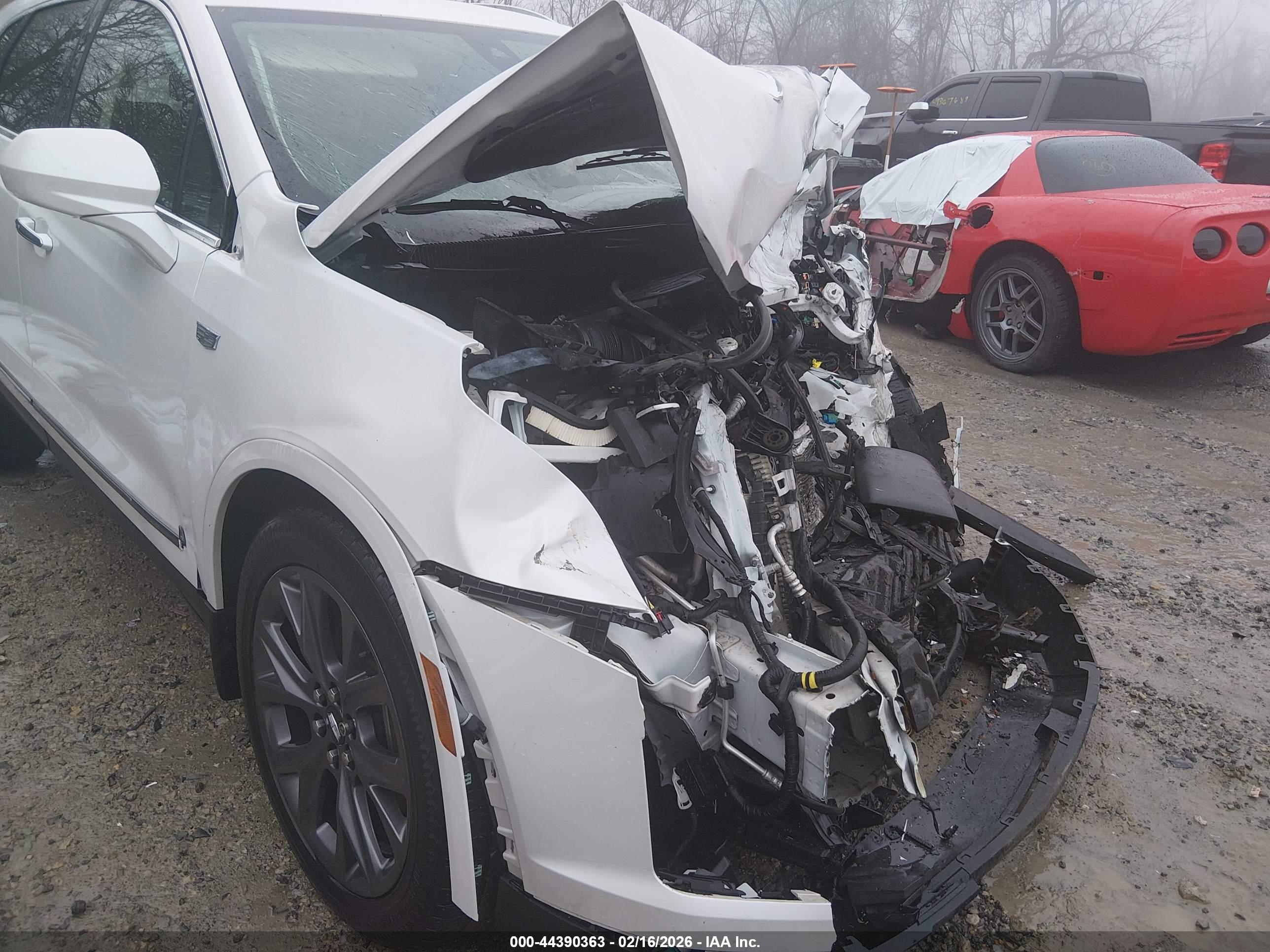 CADILLAC XT5 image 6