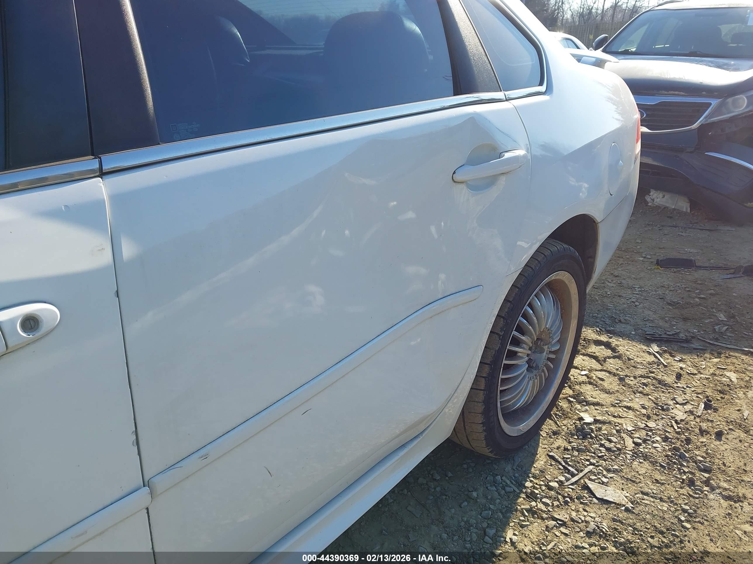 CHEVROLET IMPALA image 6