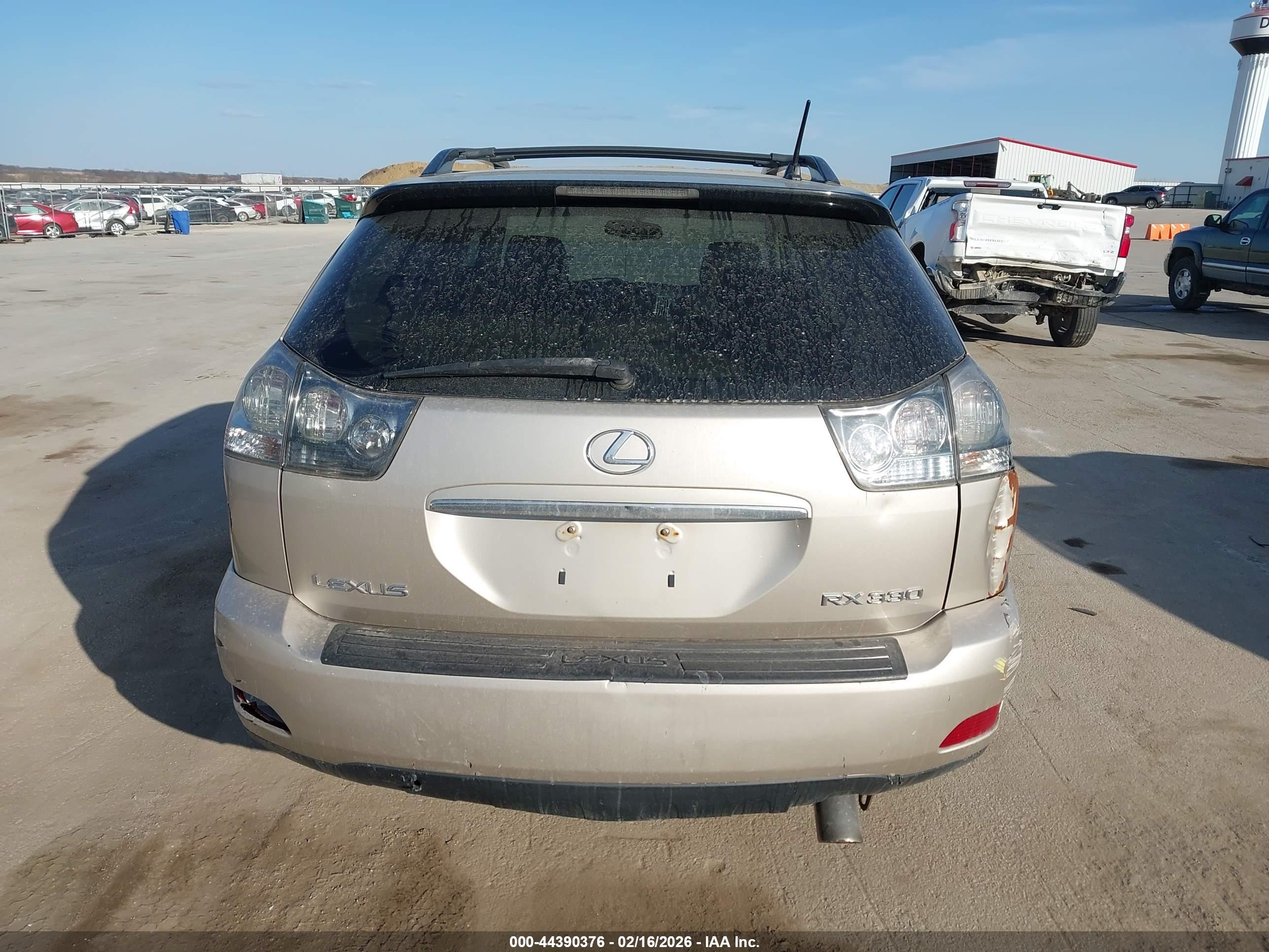 LEXUS RX image 6