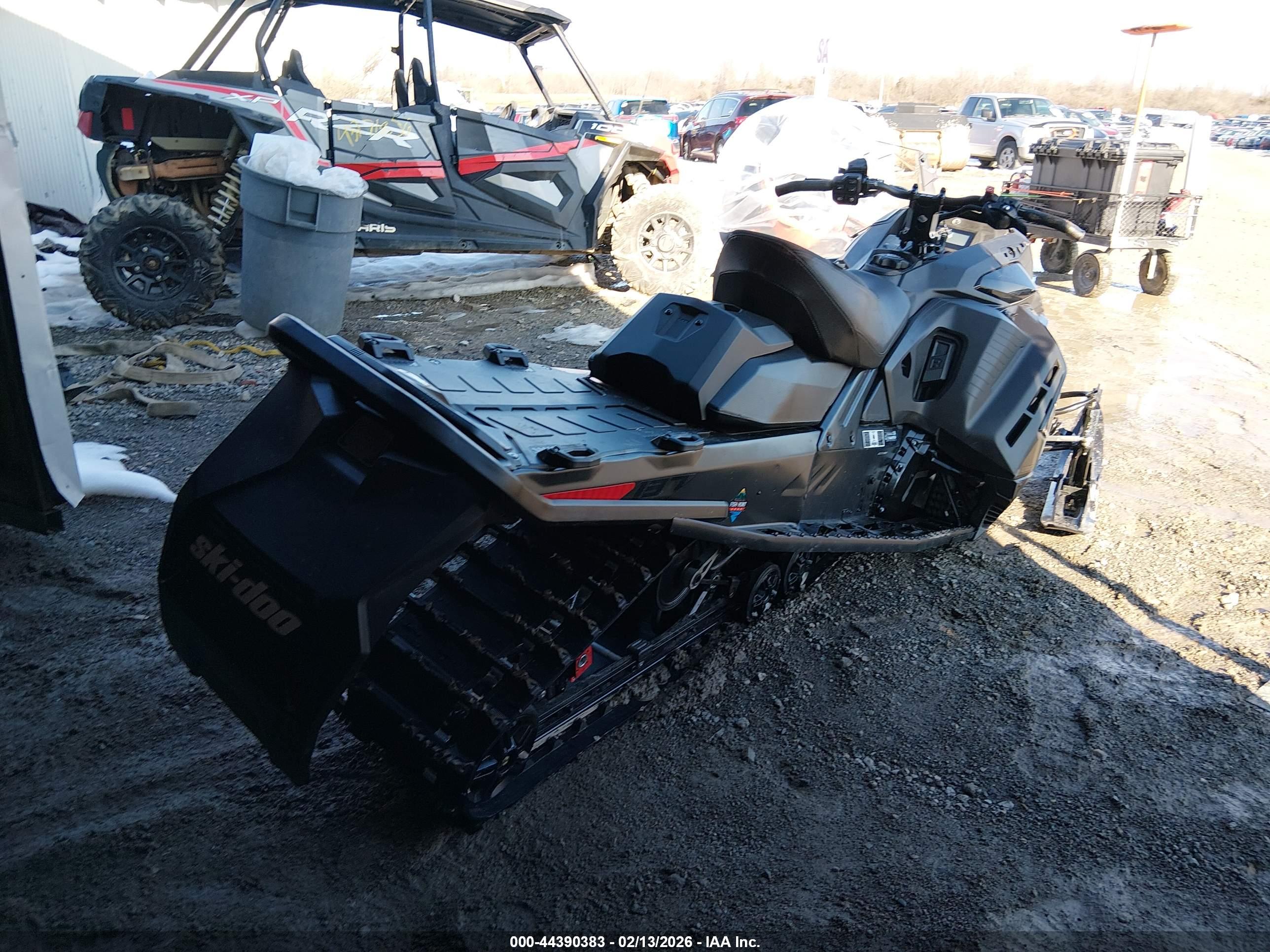 SKI-DOO RENEGADE image 4