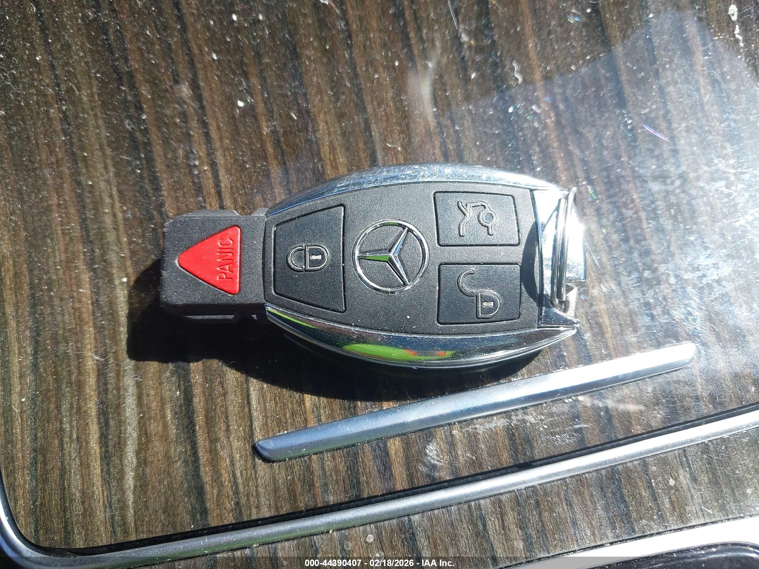 MERCEDES-BENZ C image 11