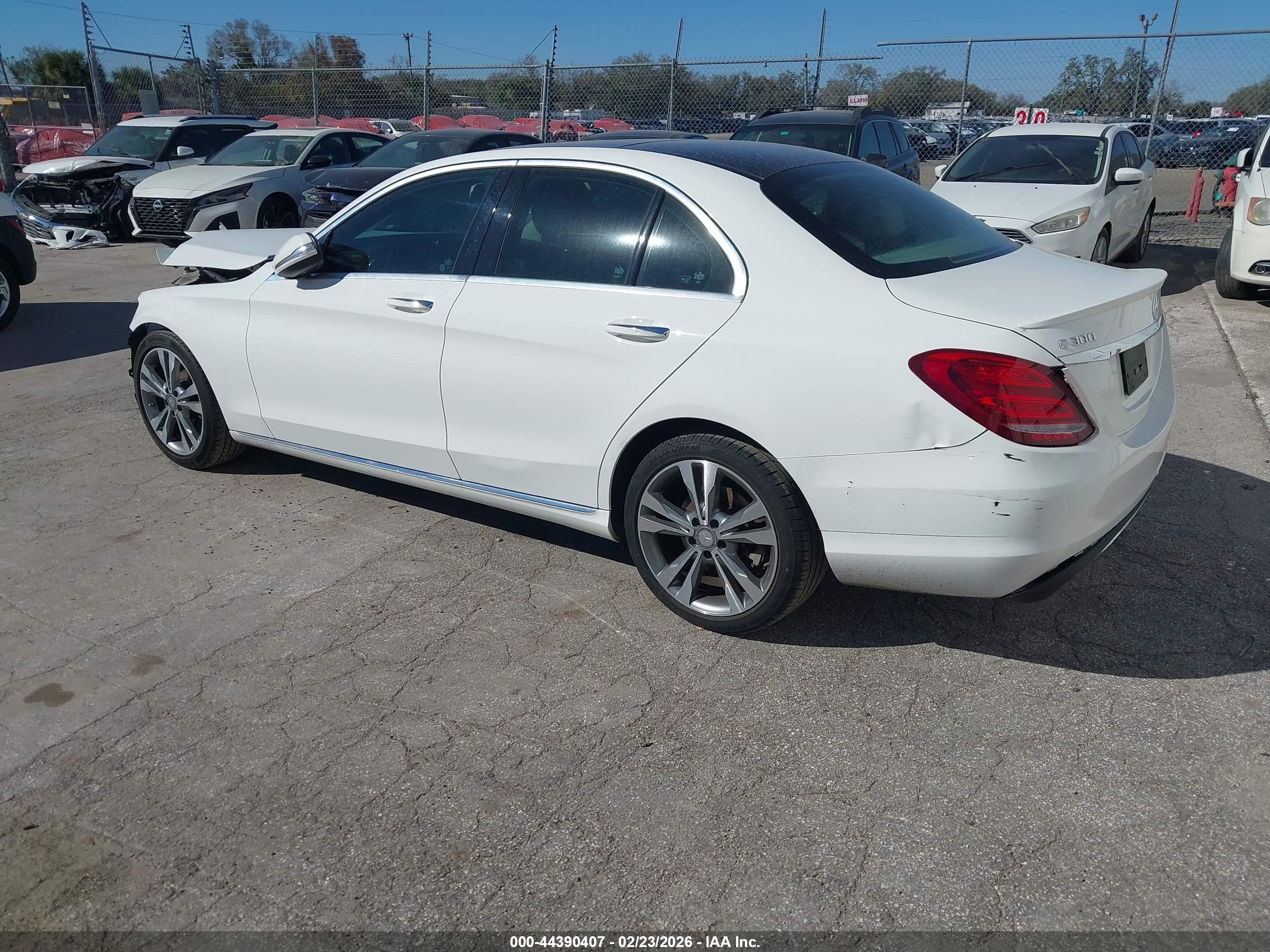 MERCEDES-BENZ C image 3