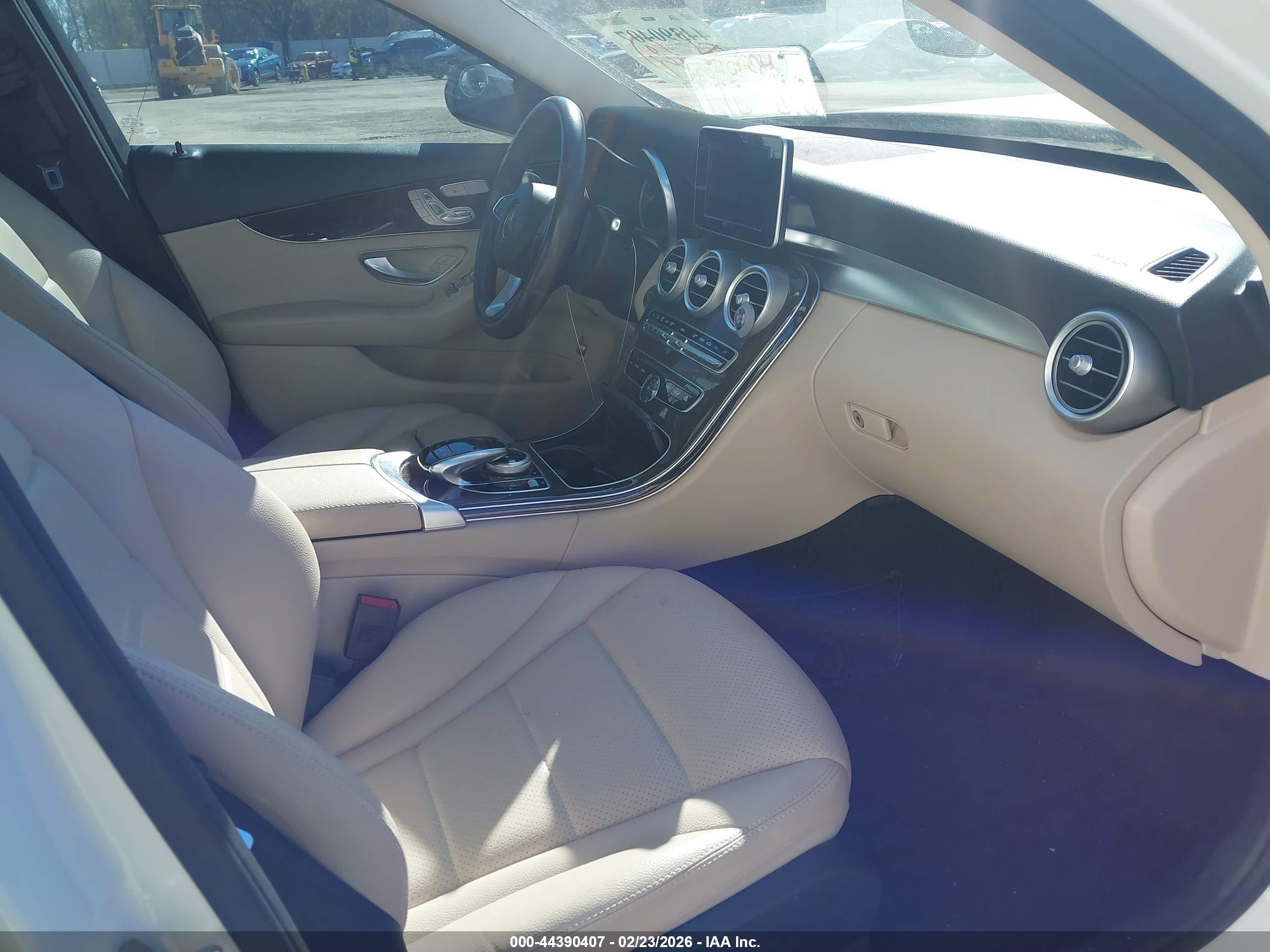 MERCEDES-BENZ C image 5