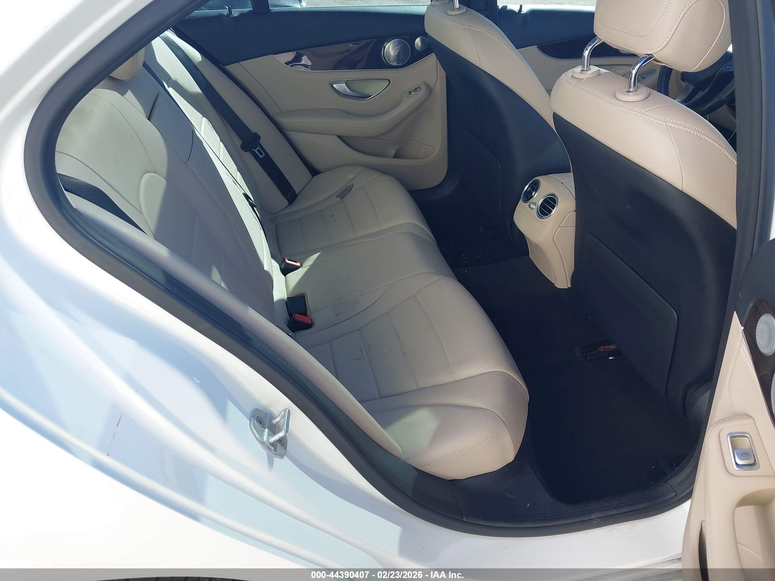 MERCEDES-BENZ C image 8
