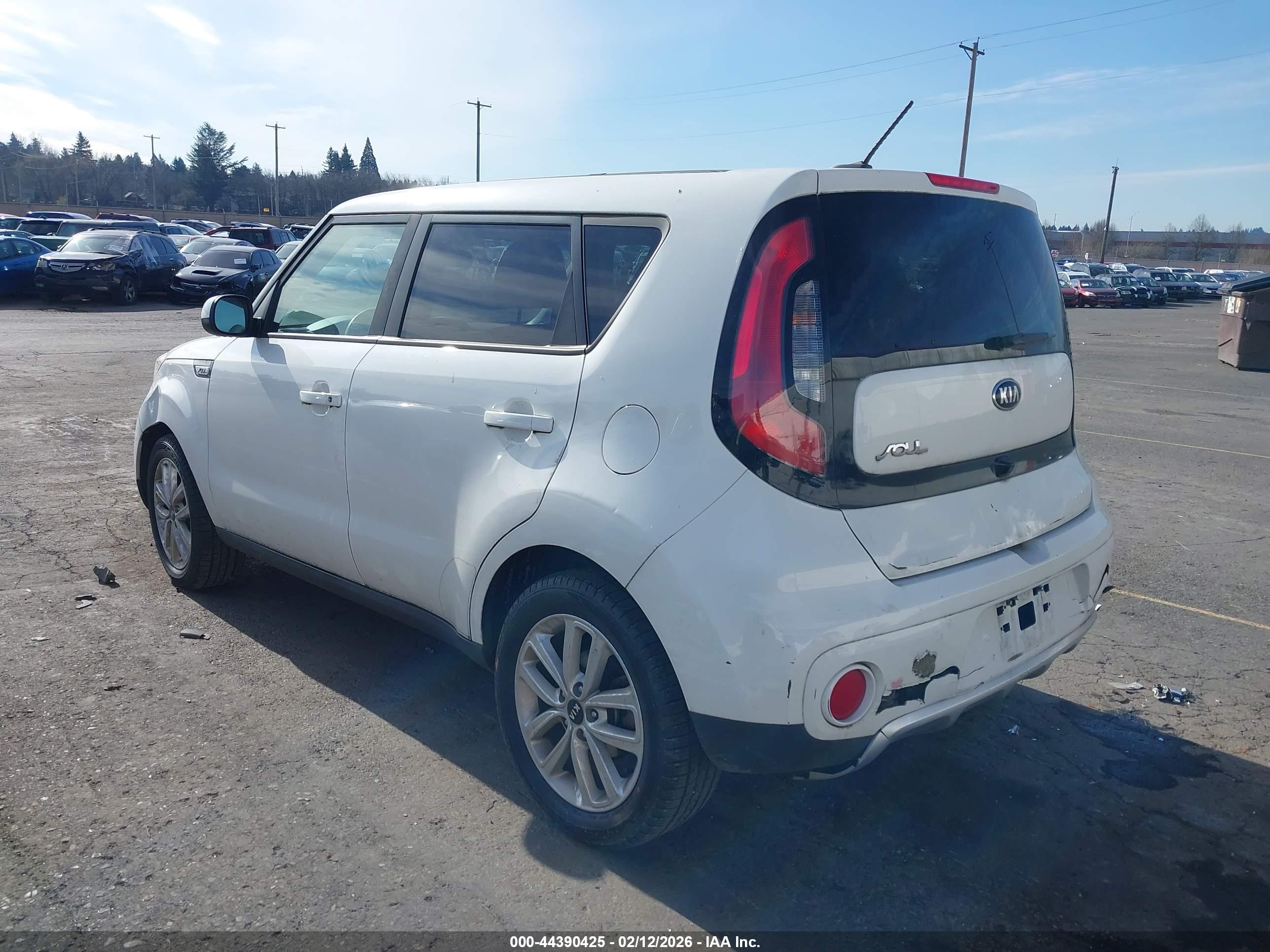 KIA SOUL image 3