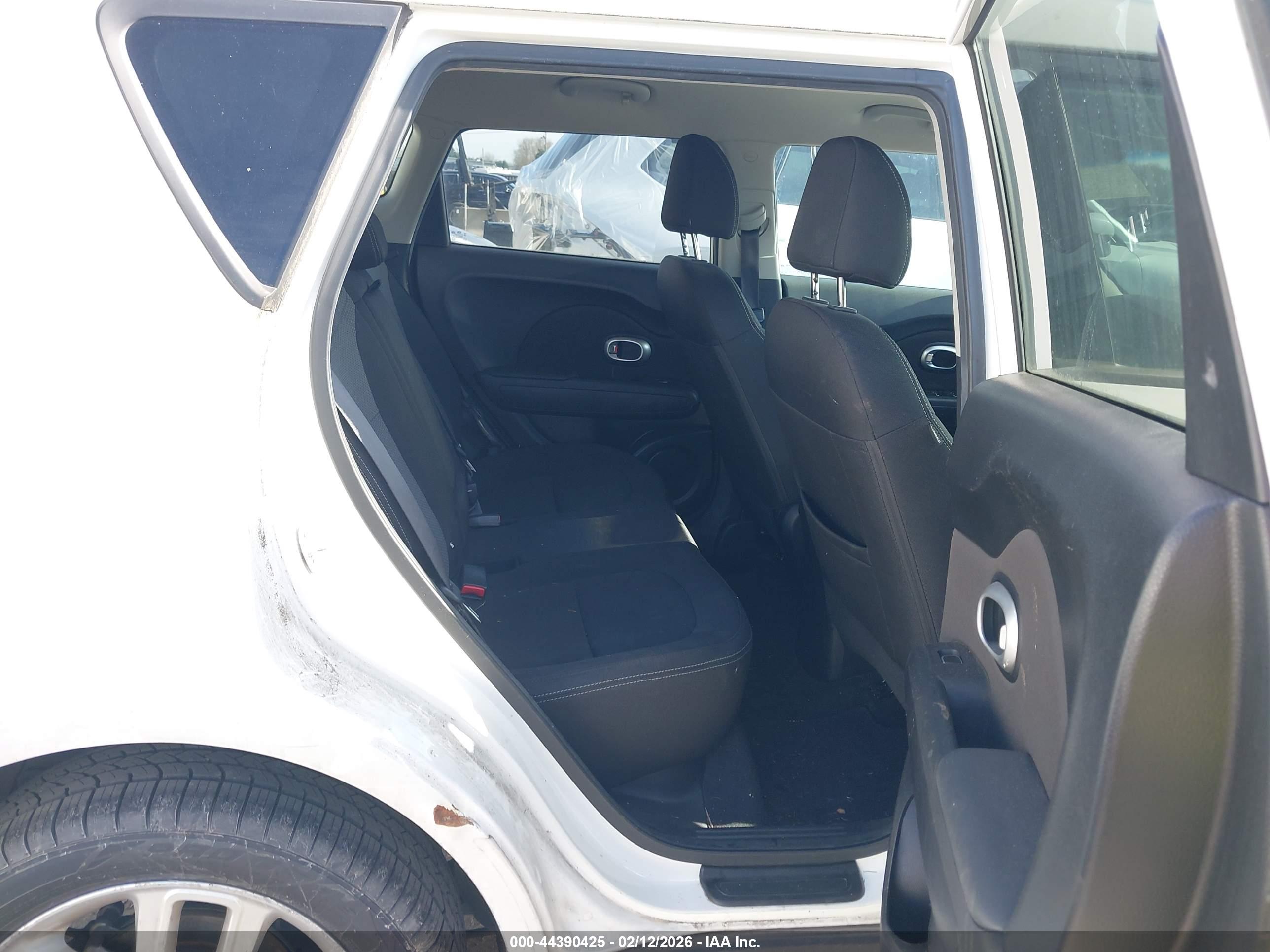 KIA SOUL image 8