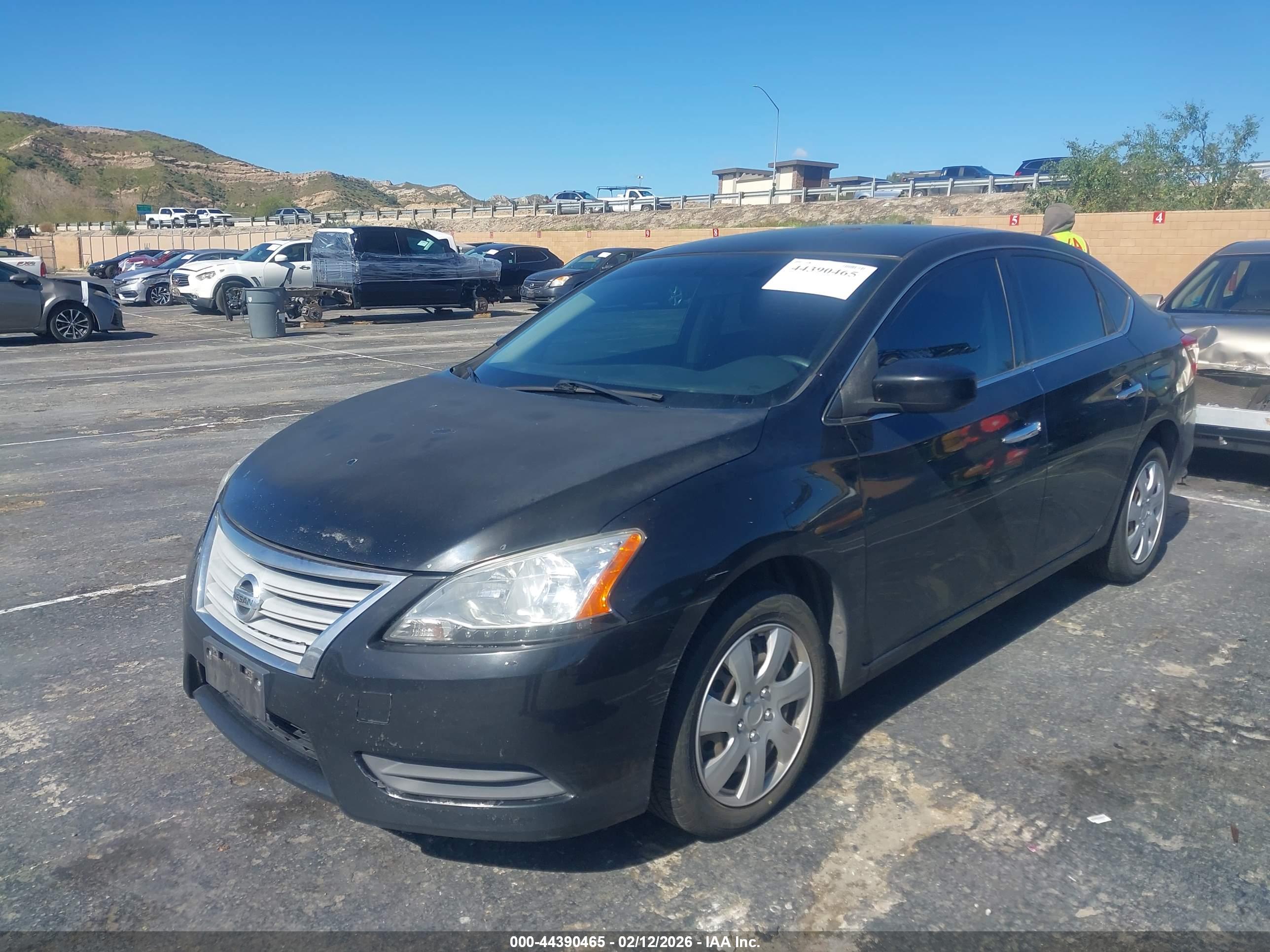 NISSAN SENTRA image 2