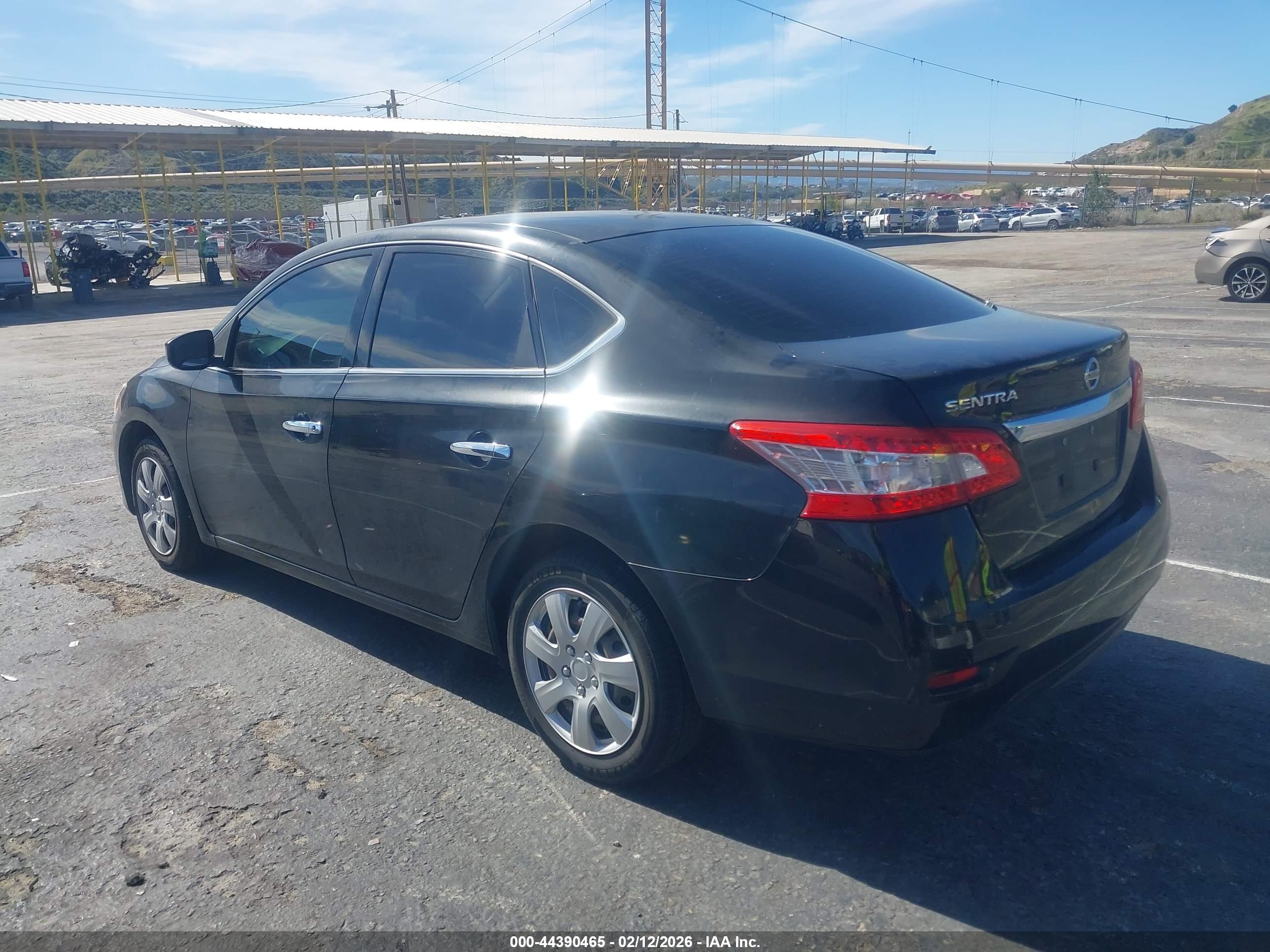 NISSAN SENTRA image 3