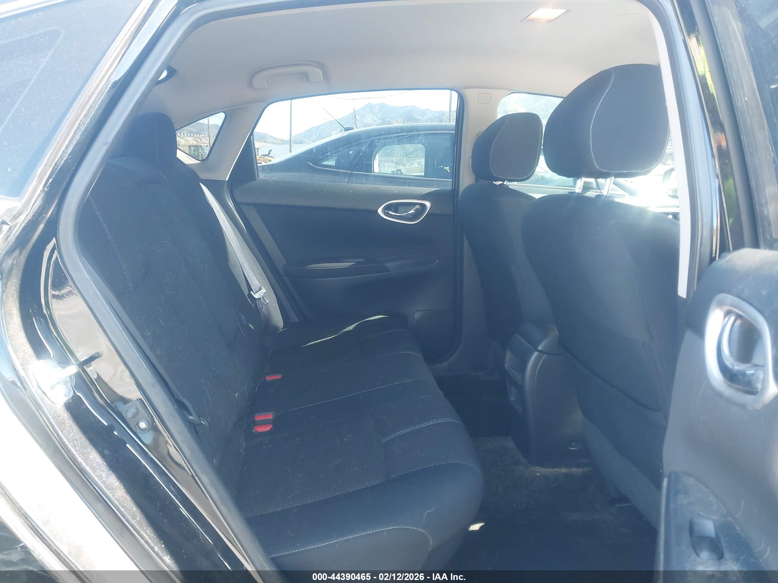 NISSAN SENTRA image 8
