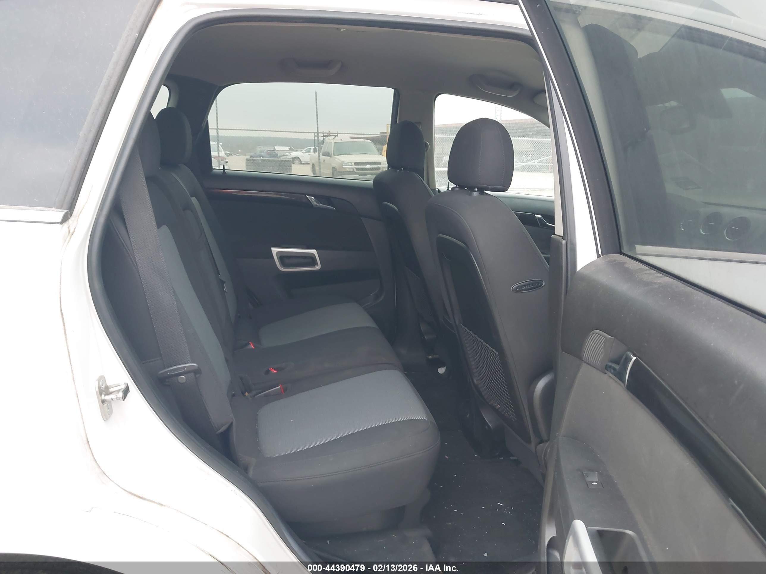 CHEVROLET CAPTIVA image 8