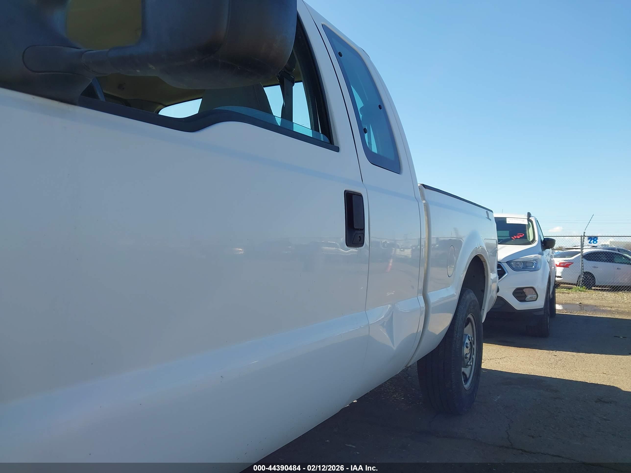 FORD F-250 image 6