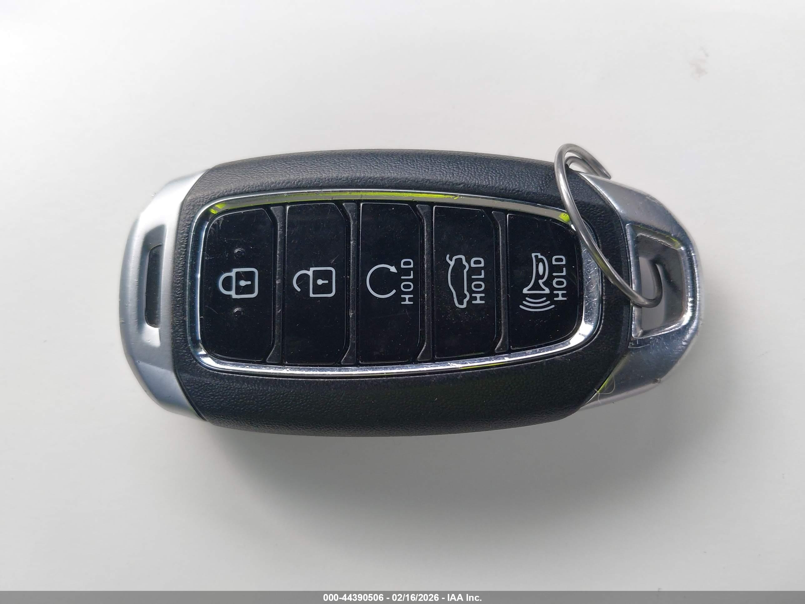 HYUNDAI ELANTRA image 11