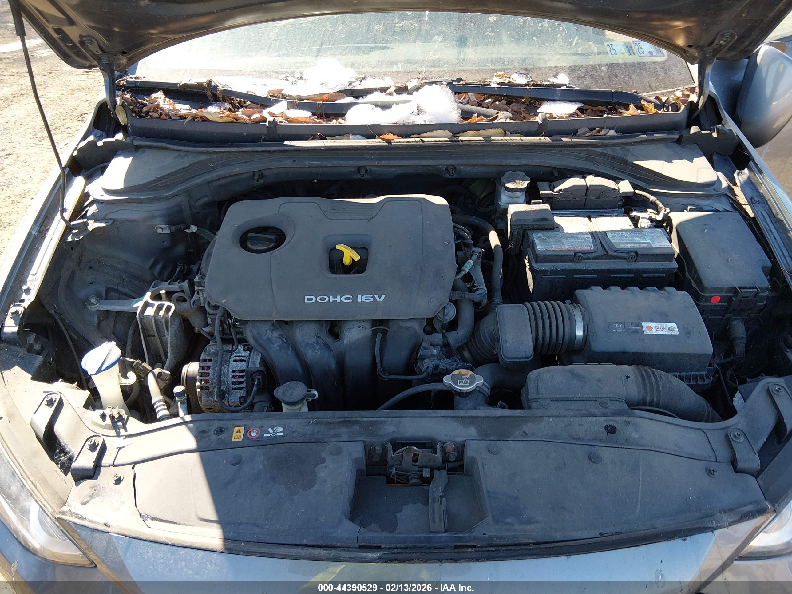 HYUNDAI ELANTRA image 10