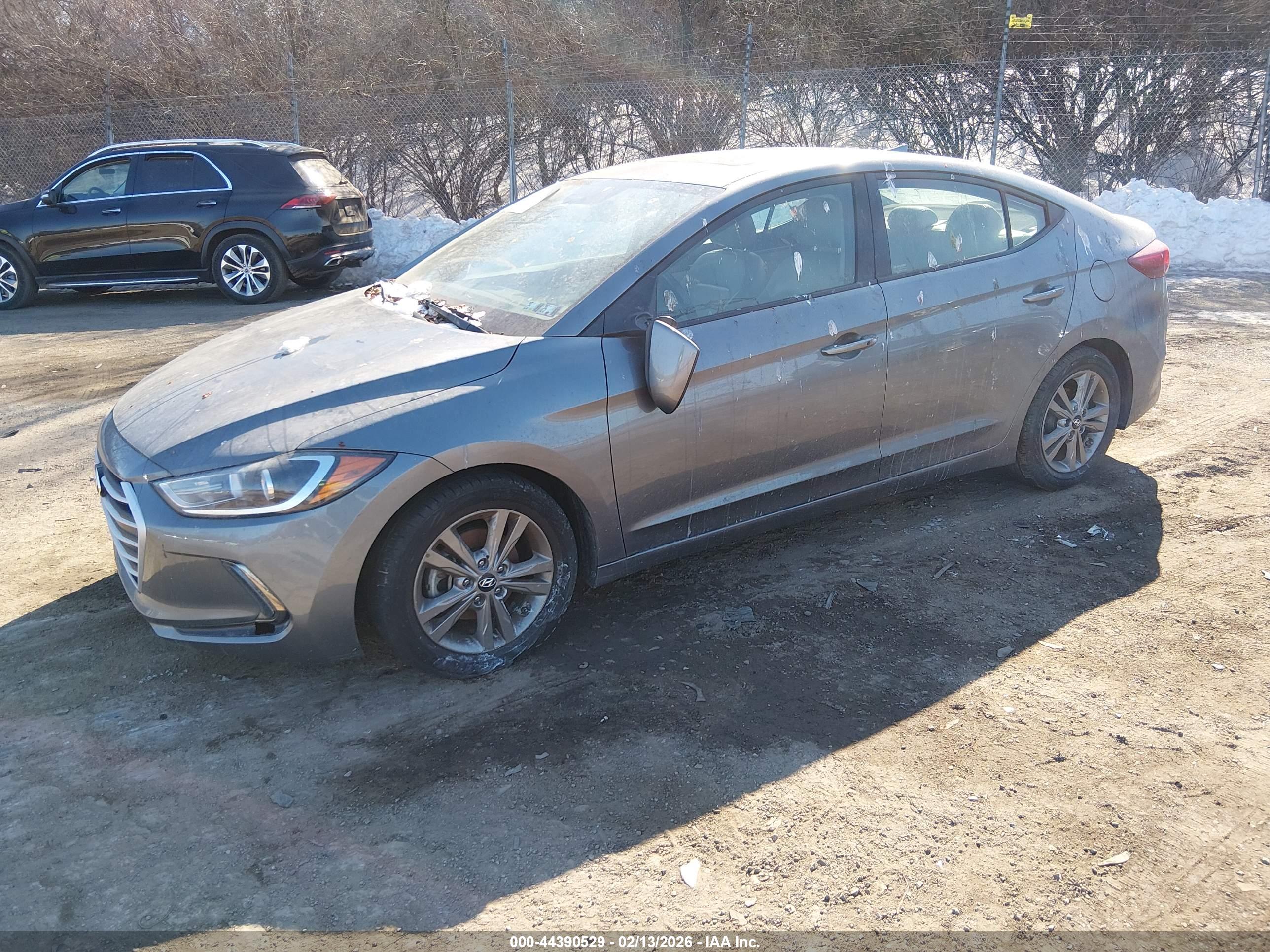 HYUNDAI ELANTRA image 2