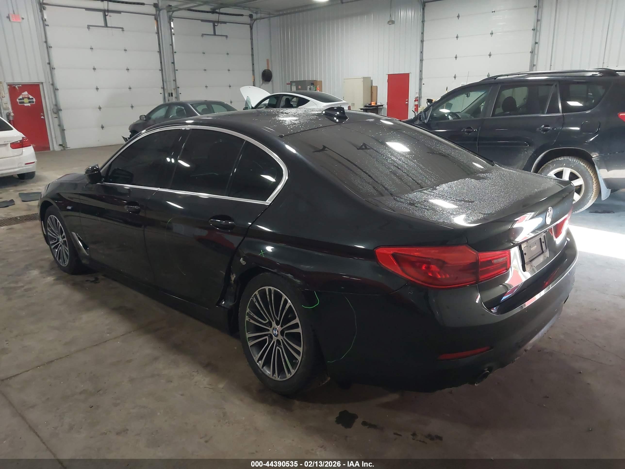 BMW 530I image 3