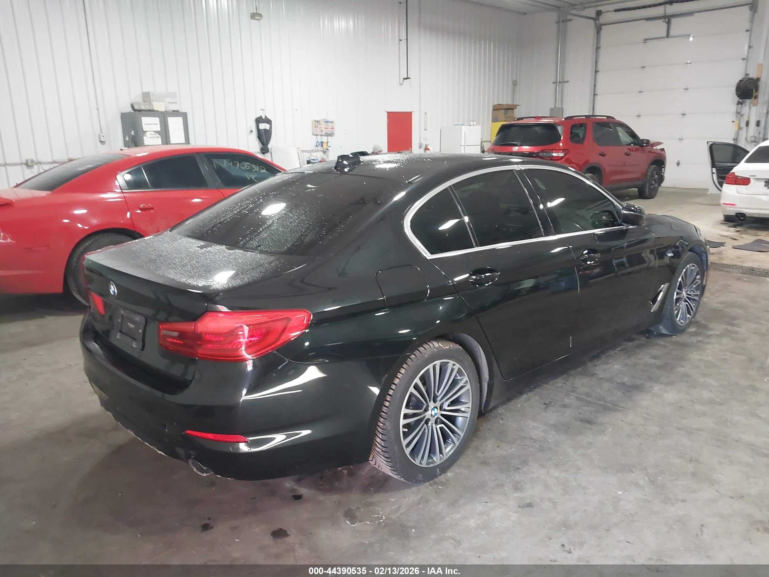 BMW 530I image 4