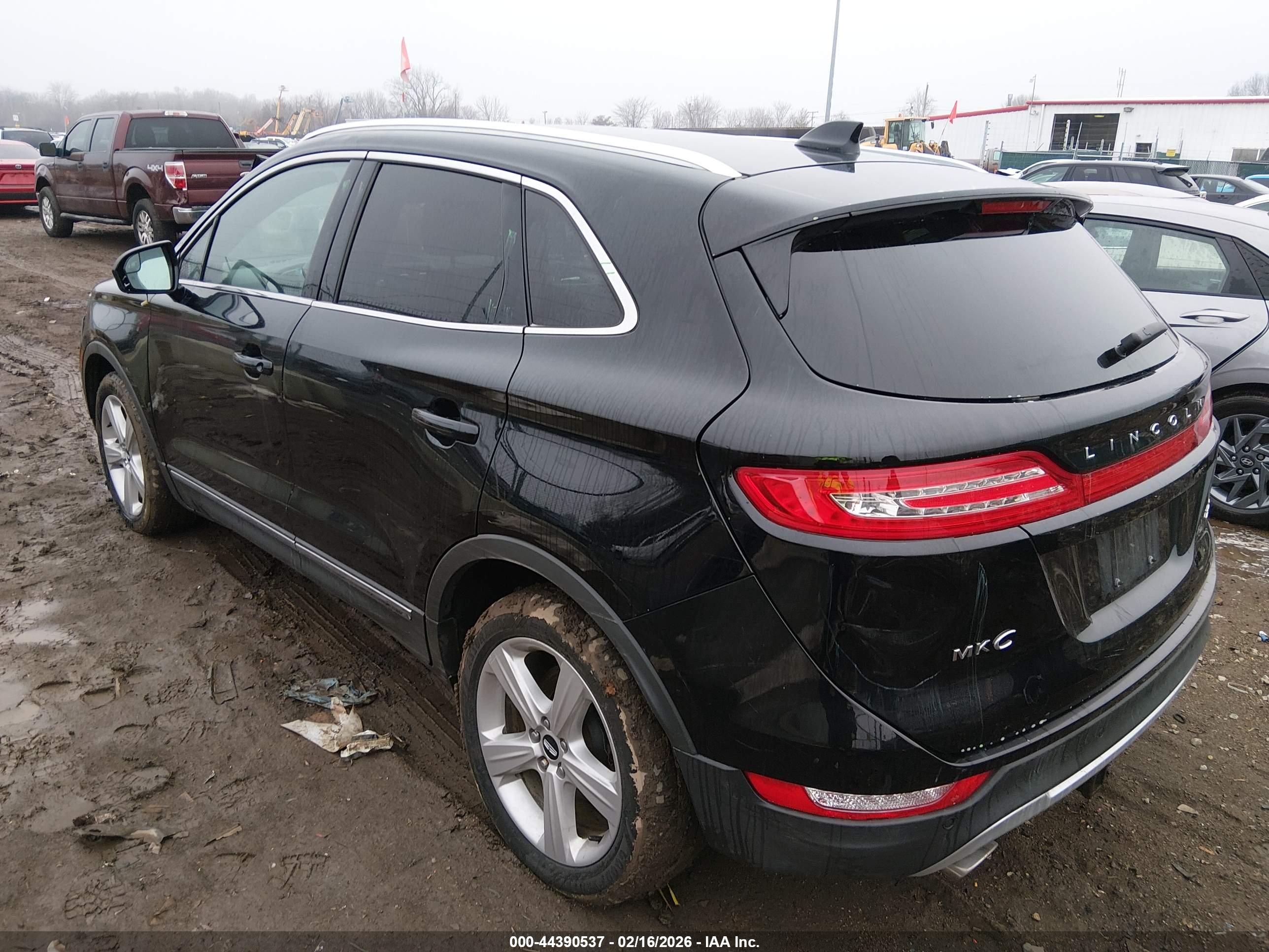 LINCOLN MKC image 3