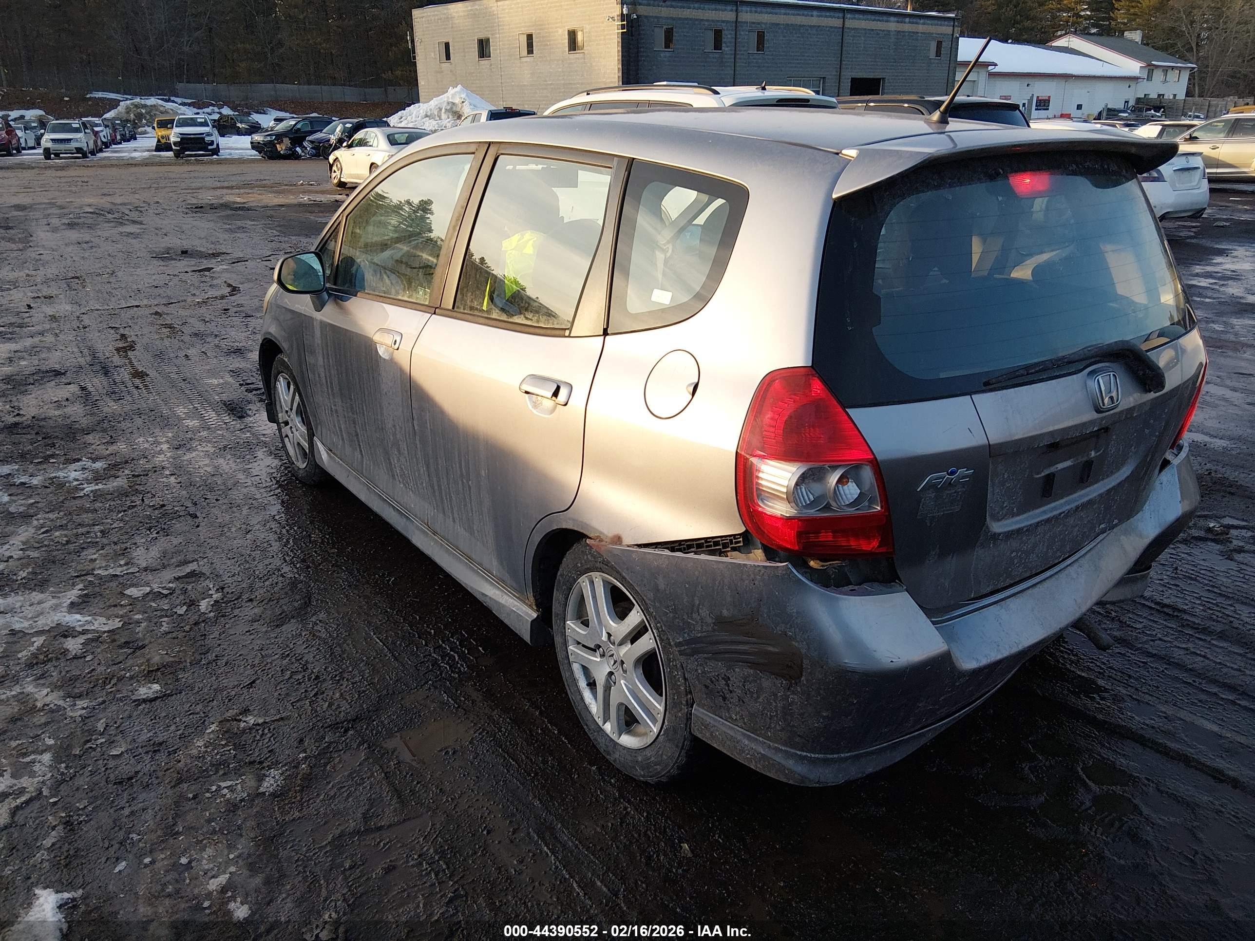 HONDA FIT image 3